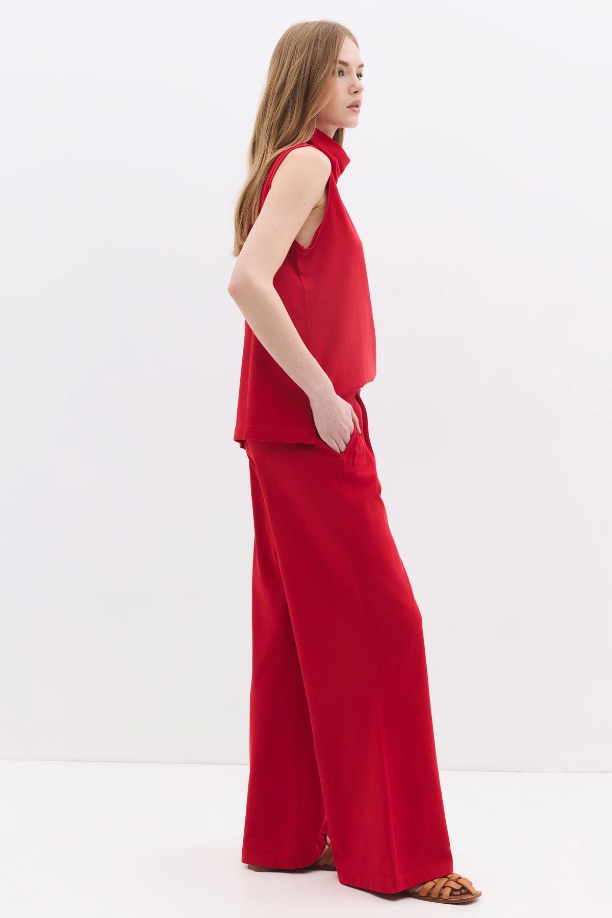 No Matter What Sweatponcho Hose mit lockerer Passform und elastischem Bund