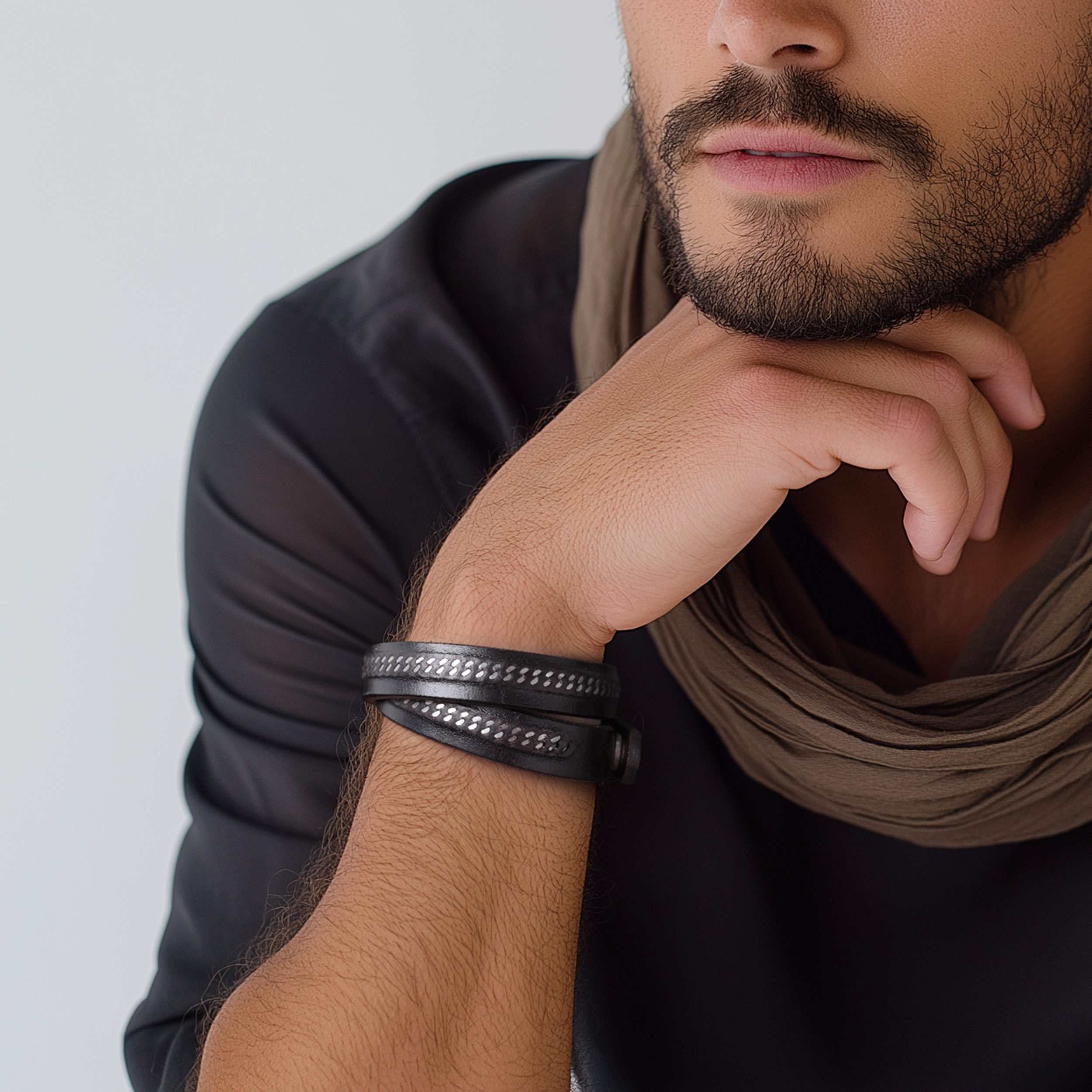 Kingka Lederarmband Herren Wickelarmband hochwertiges italienisches Leder, Cooler Herren Schmuck perfekte Geschenkidee zu Geburtstag, Weihnachten