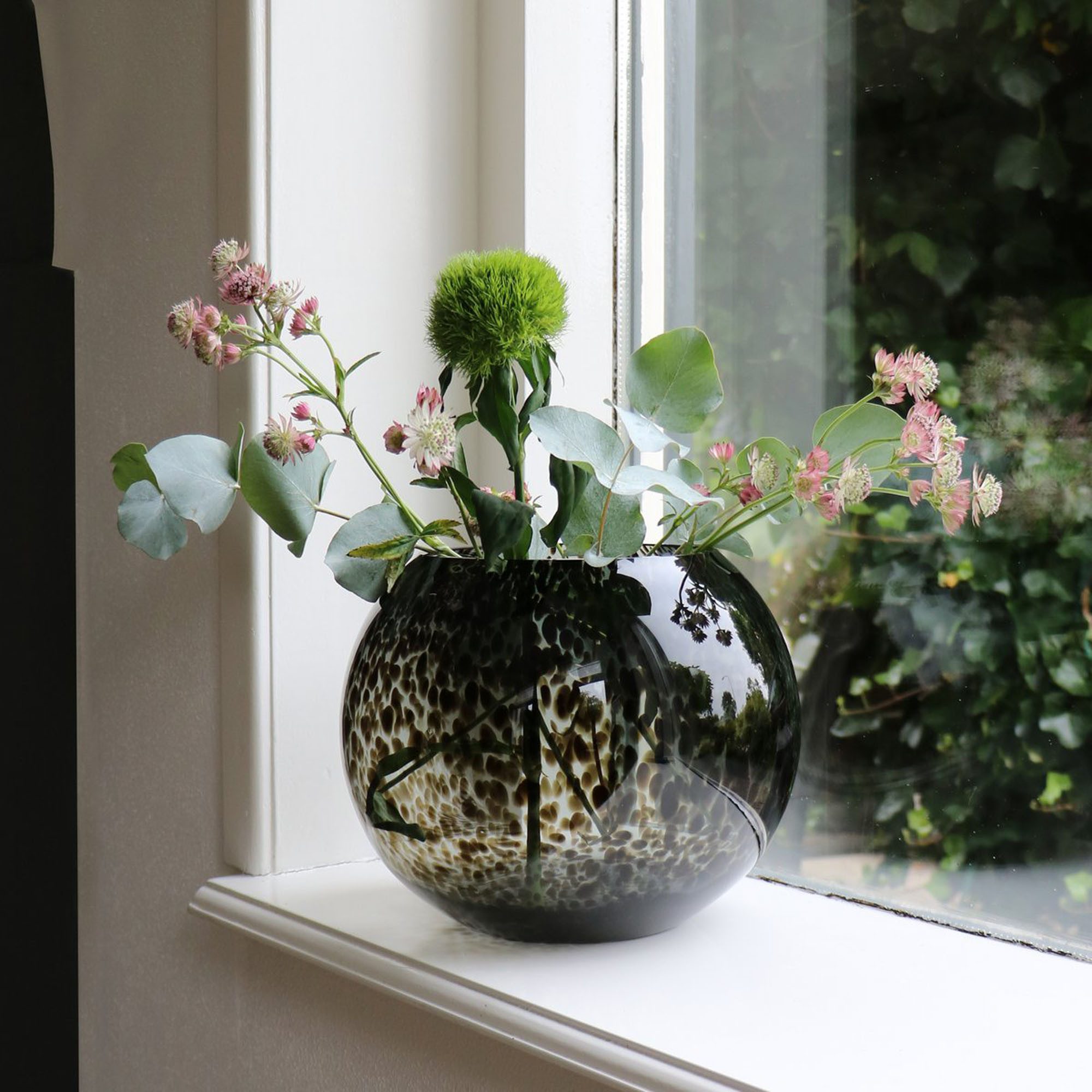 Vase the World Tischvase Glasvase grau braun Glas gefleckt 20 cm Kugelvase mundgeblasen (1 St., 1 Vase), mundgeblasene Vase aus Glas