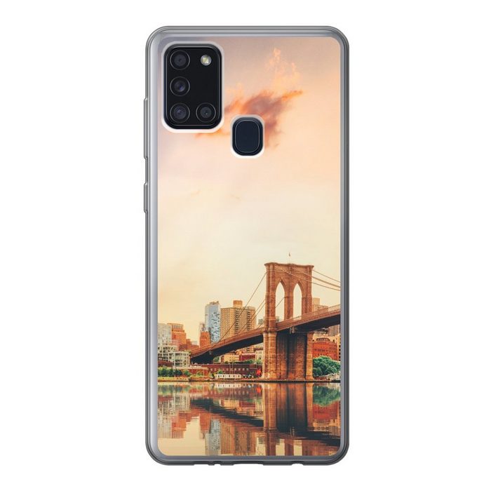 MuchoWow Handyhülle New York - Brooklyn - Brücke - Sonnenuntergang Handyhülle Samsung Galaxy A21s Smartphone-Bumper Print Handy