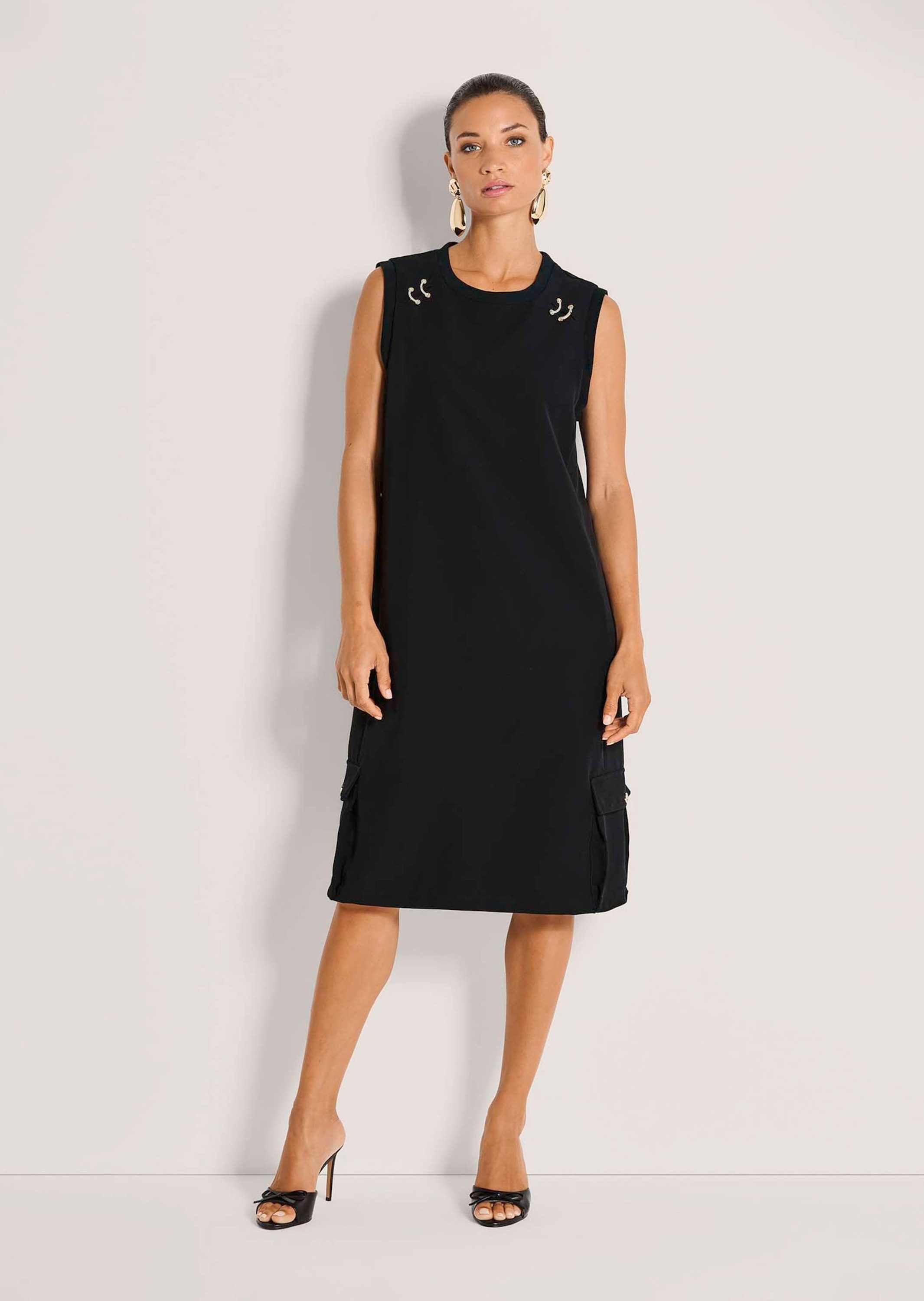 MADELEINE Midikleid Midikleid mit Schmuckelementen Sommerkleid mit Rundhals, Cargo-Taschen, Knielänge und ohne Arm