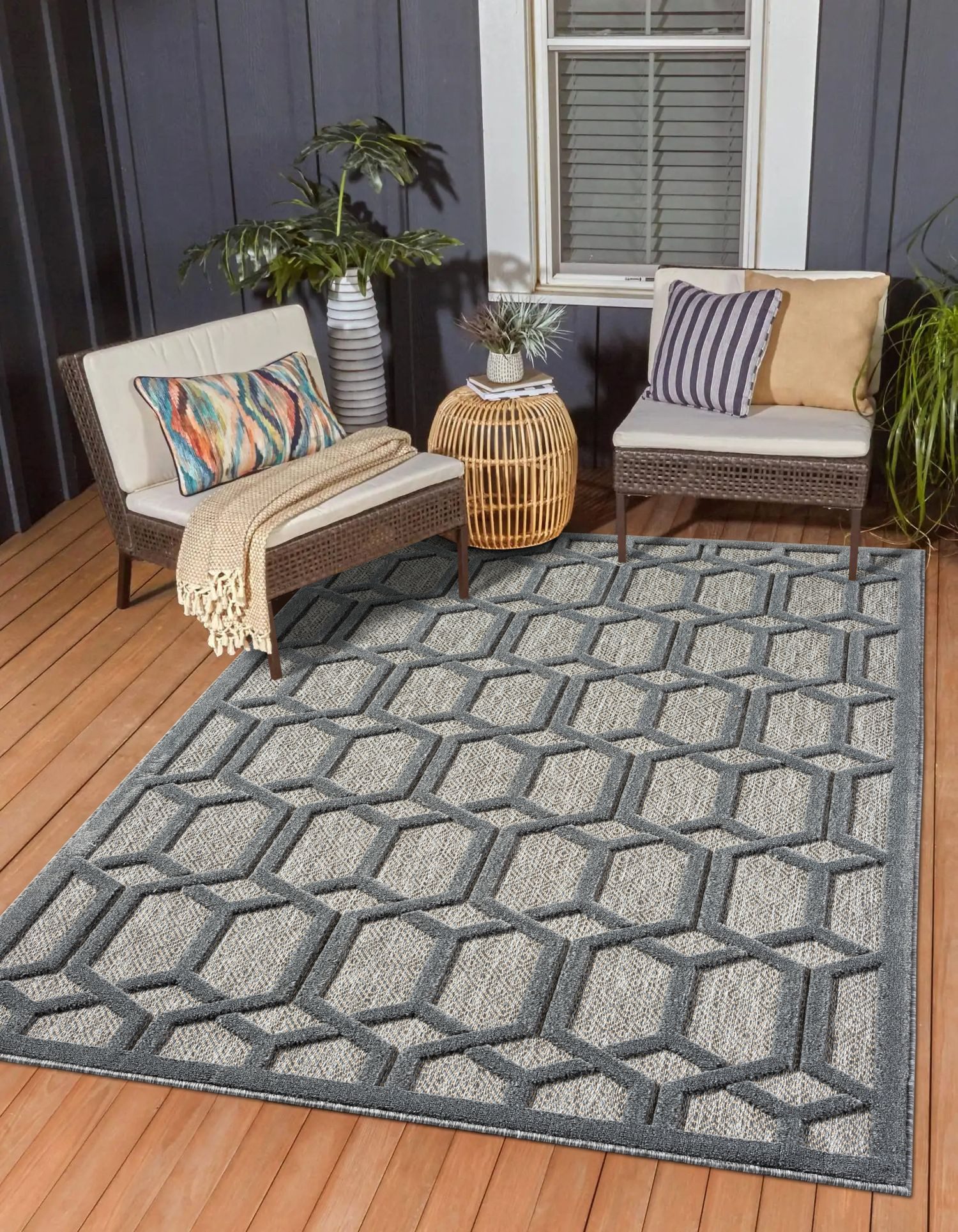 Wohnando Teppich MY-RUG Outdoor-Teppich "Ross" 150x80 cm, schwarz, rechteckig, Höhe: 8 mm, mit Hoch-Tief-Effekt, unifarben, sehr kuschelig