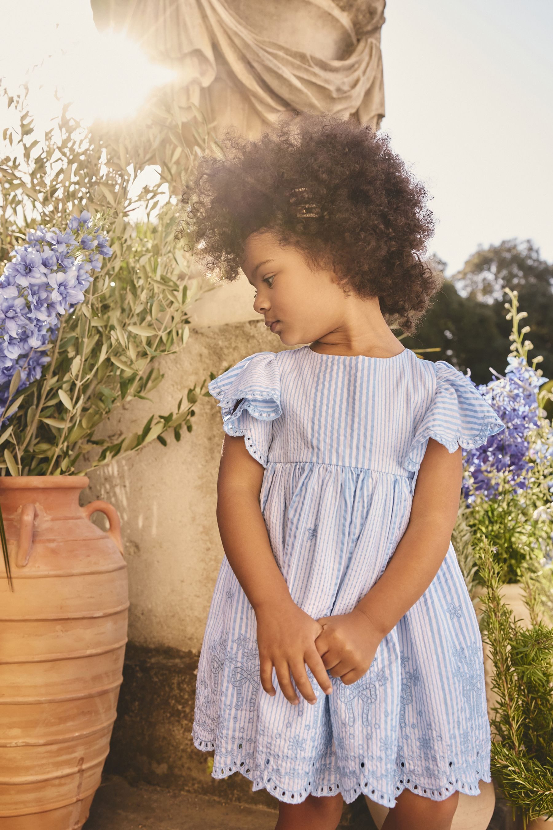 Next Partykleid Kleid mit Engelsärmeln (1-tlg)