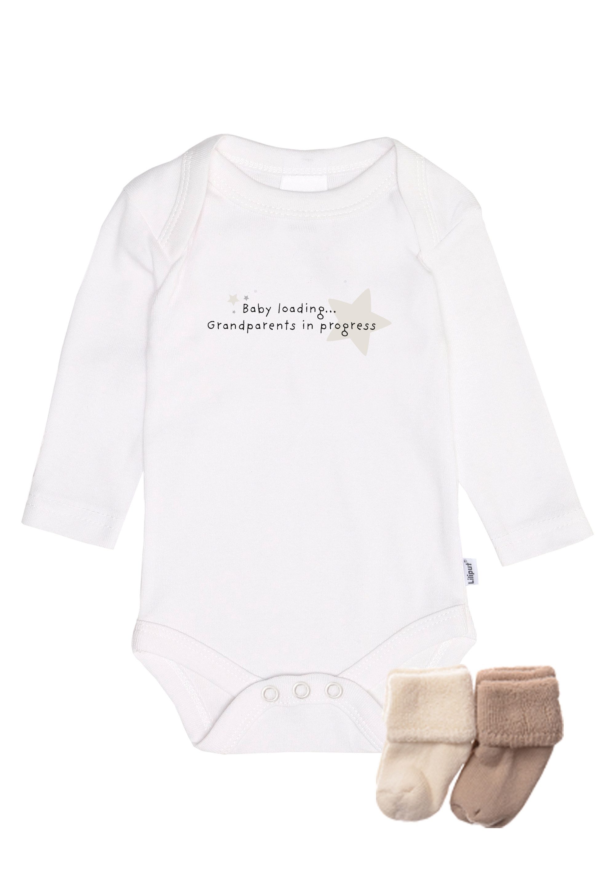 Erstausstattungspaket Baby loading Grandparents in progress