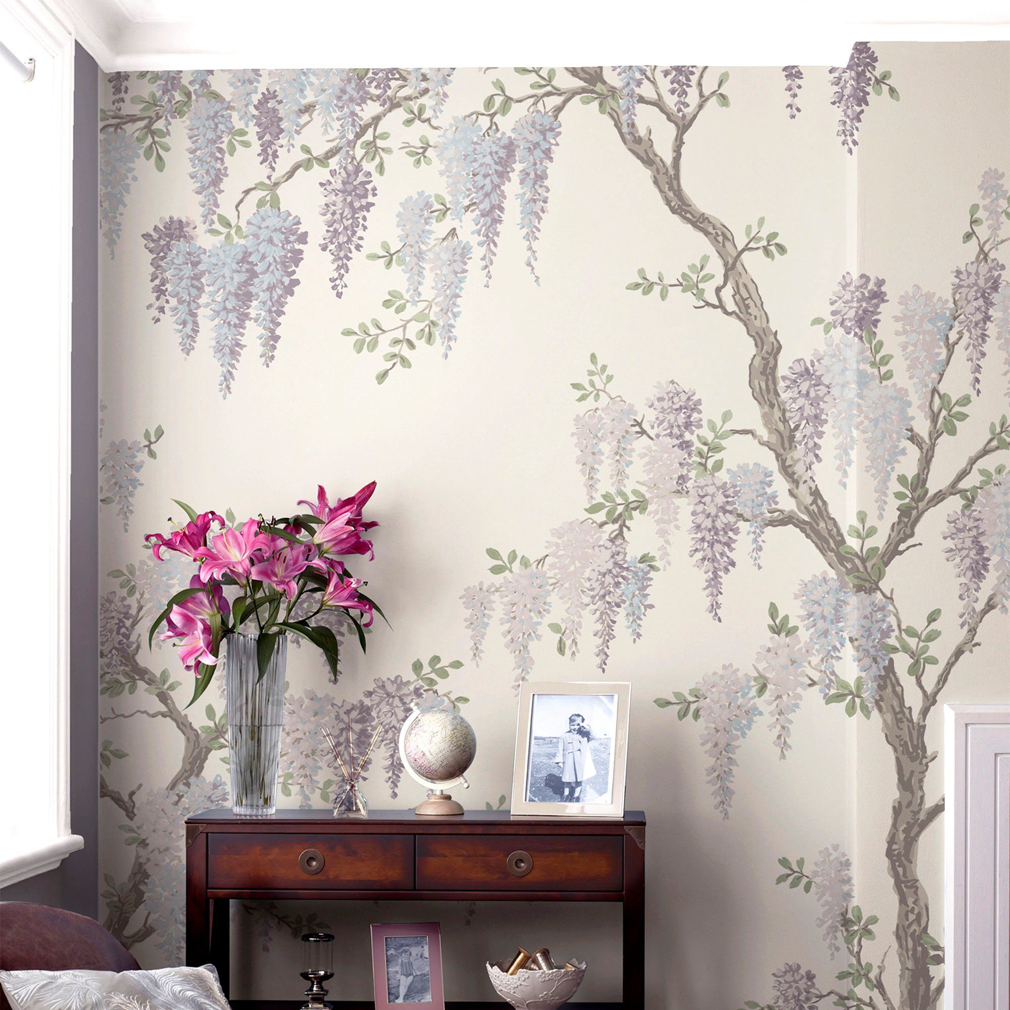 LAURA ASHLEY Vliestapete Wisteria Garden - Fototapete, FSC® zertifiziert, mit lebhaftem Druck, 2,8 Meter Länge