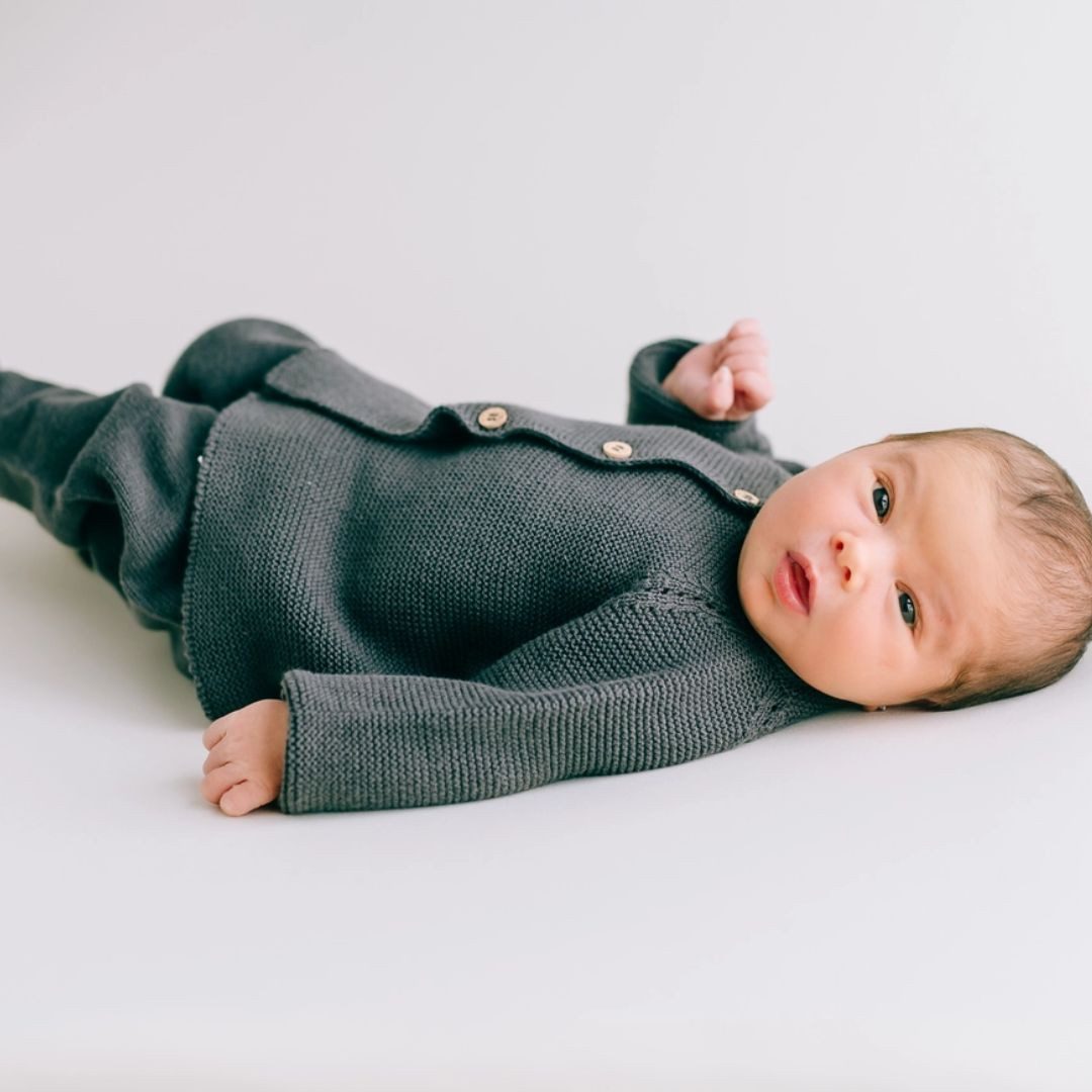 Neugeborenen-Geschenkset Baby-Set Jäckchen und Hose mit Füßen aus 100% Baumwolle