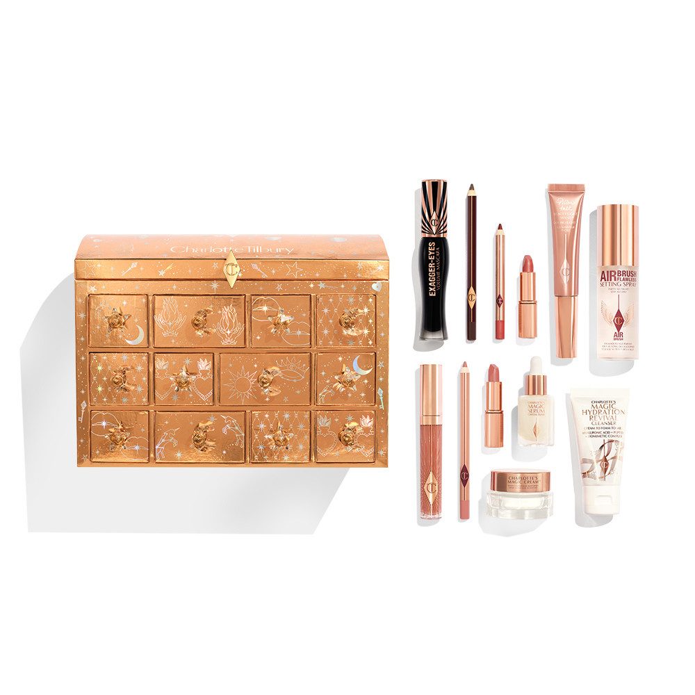 CHARLOTTE TILBURY Adventskalender Charlotte Tilbury Beauty Treasure Chest – 12 Türchen Adventskalender (12-tlg), 12 Türchen mit 5 Full Sizes & 7 Minis im edlen Schmuckkisten-Design