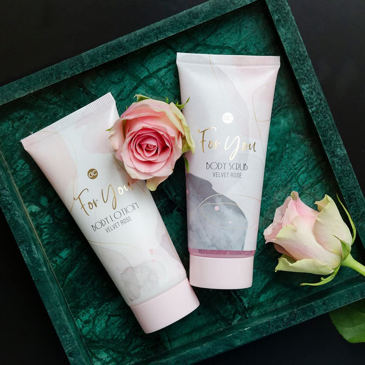 ACCENTRA Pflege-Geschenkset accentra Geschenkset für Frauen "Pink Rose" mit Handtasche, in einer Handtasche