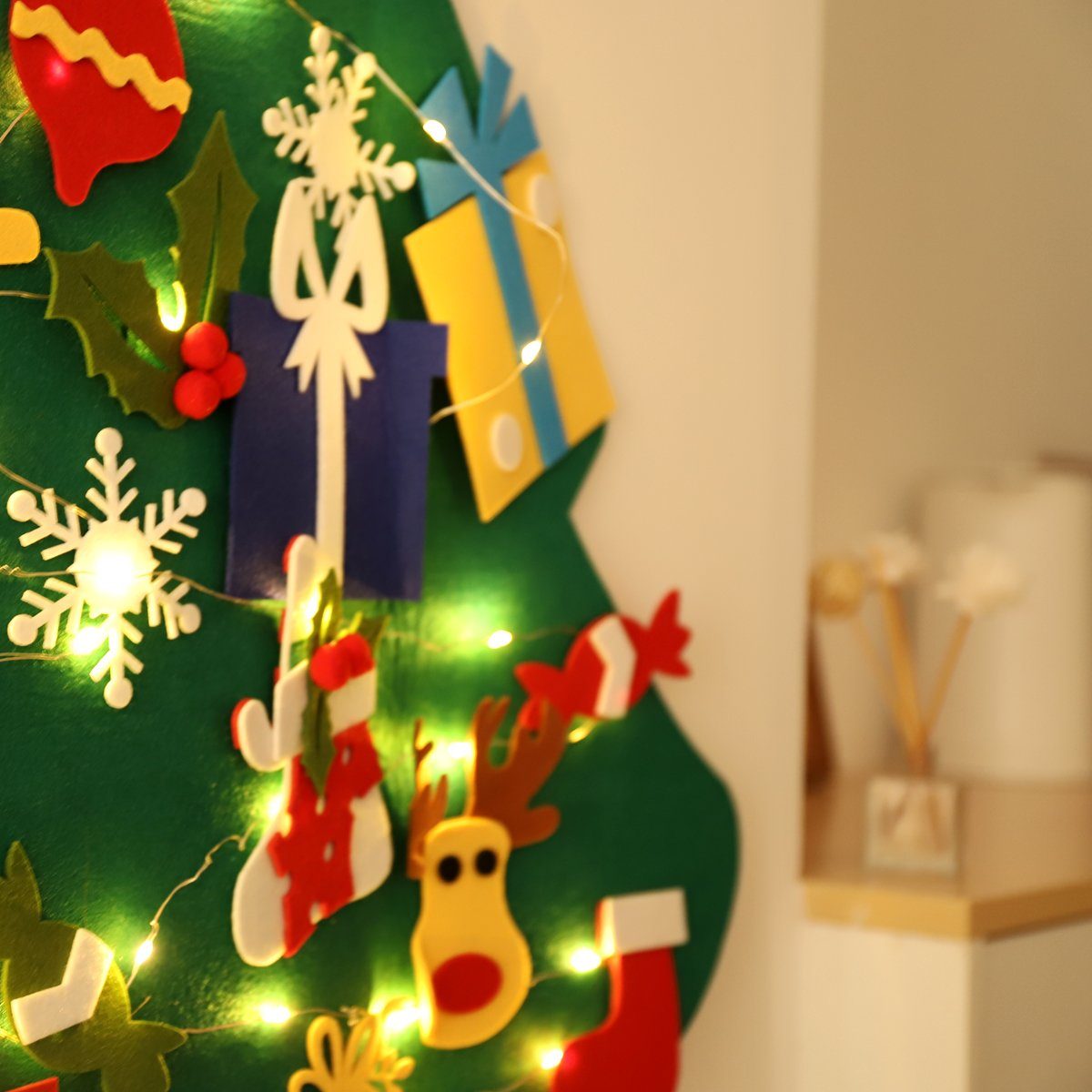 Salcar Künstlicher Weihnachtsbaum 1m 5m Weihnachtsbaum DIY 30 Lichterkette mit und Filz Dekorationen
