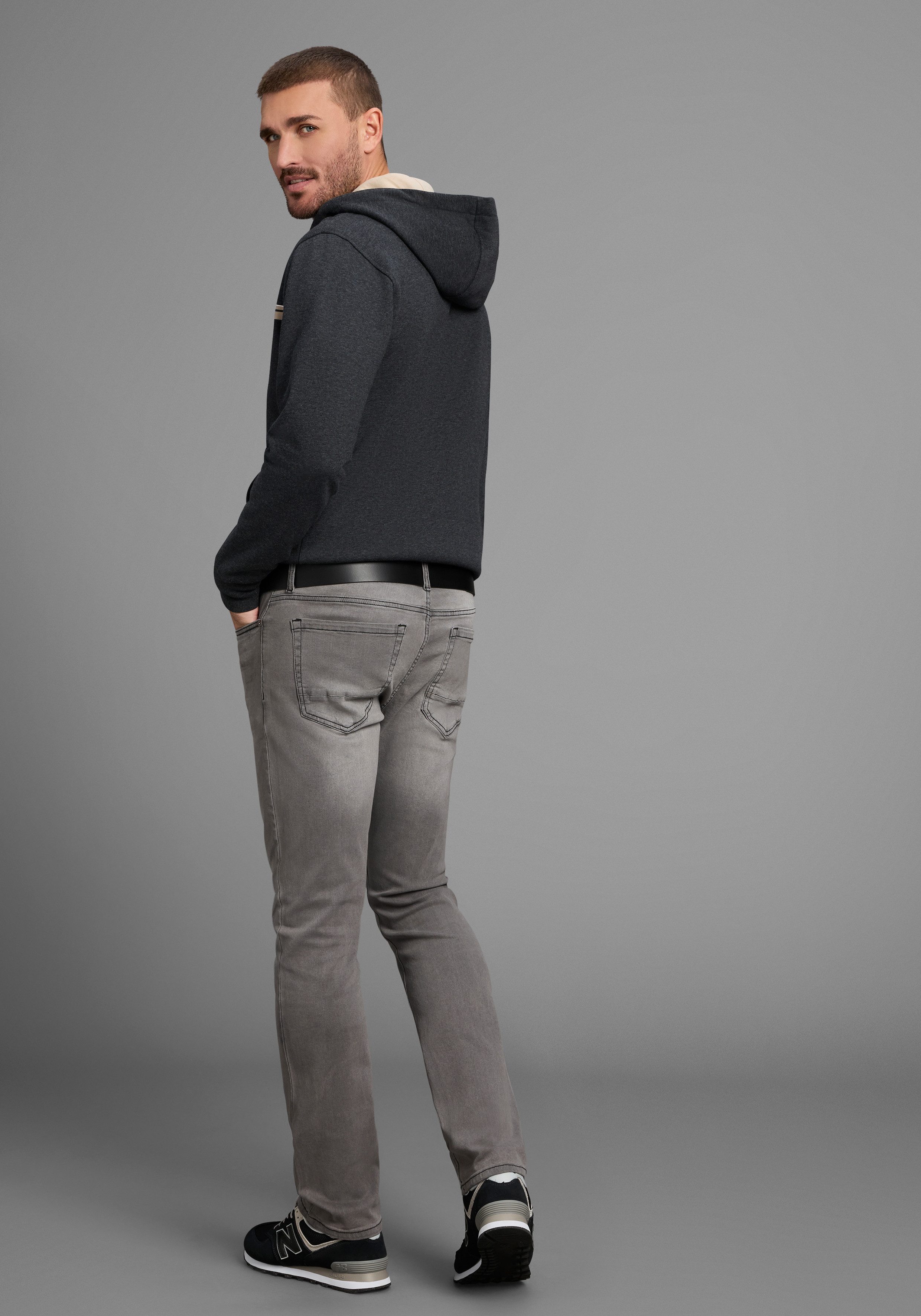 Zum Outfit 2