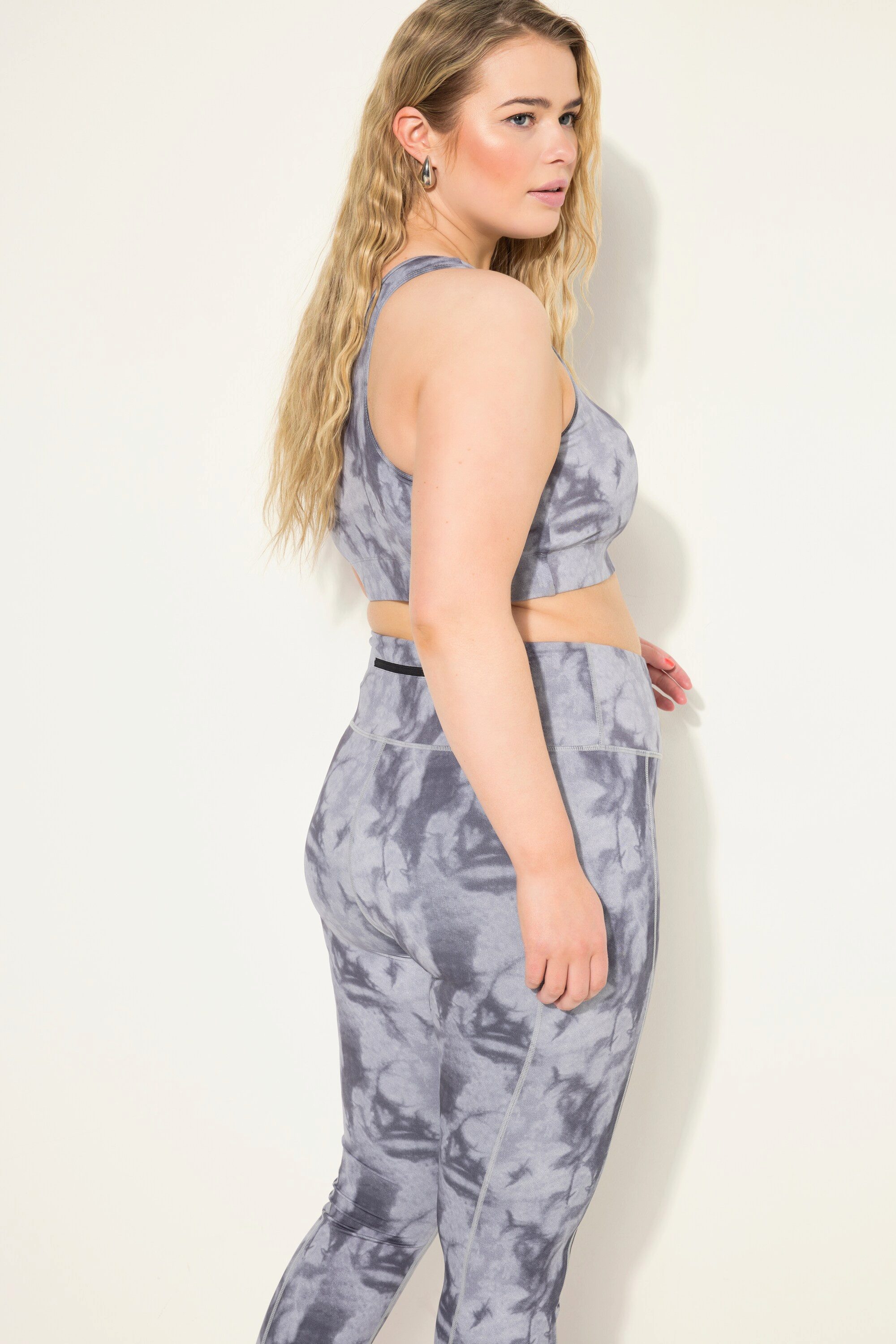 Studio Untold Bügel-BH Sport-Bustier Softcups Batik-Print Racerback