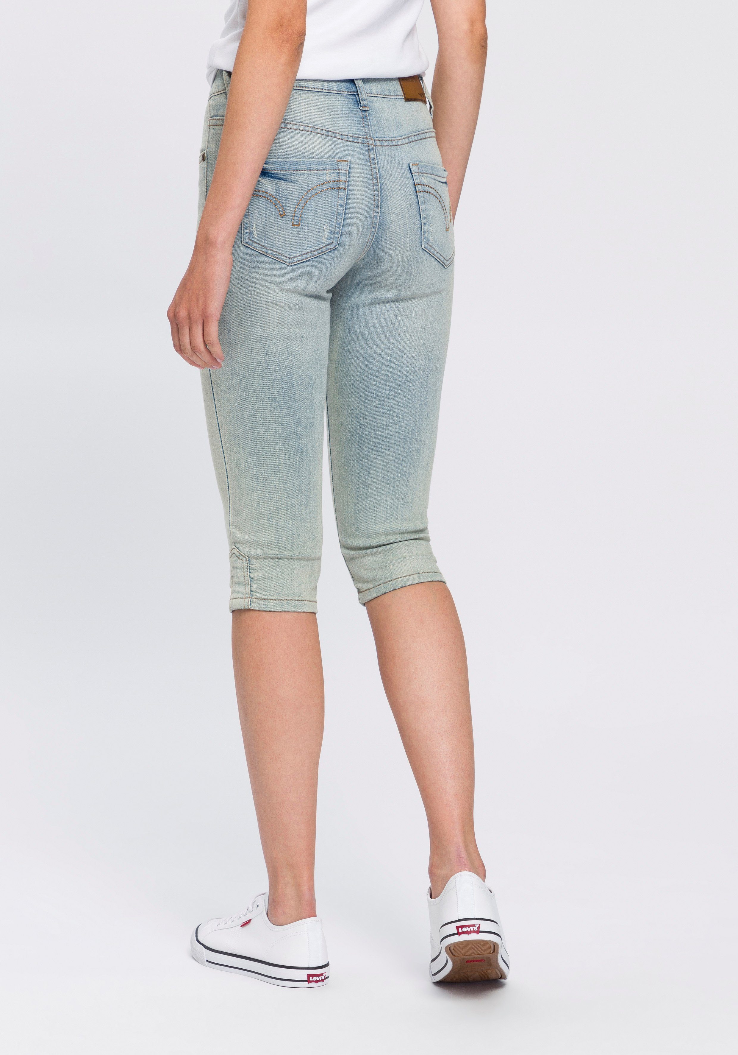 Arizona Caprijeans schmale Passform, mit Destroyed-Effekten, günstig online kaufen