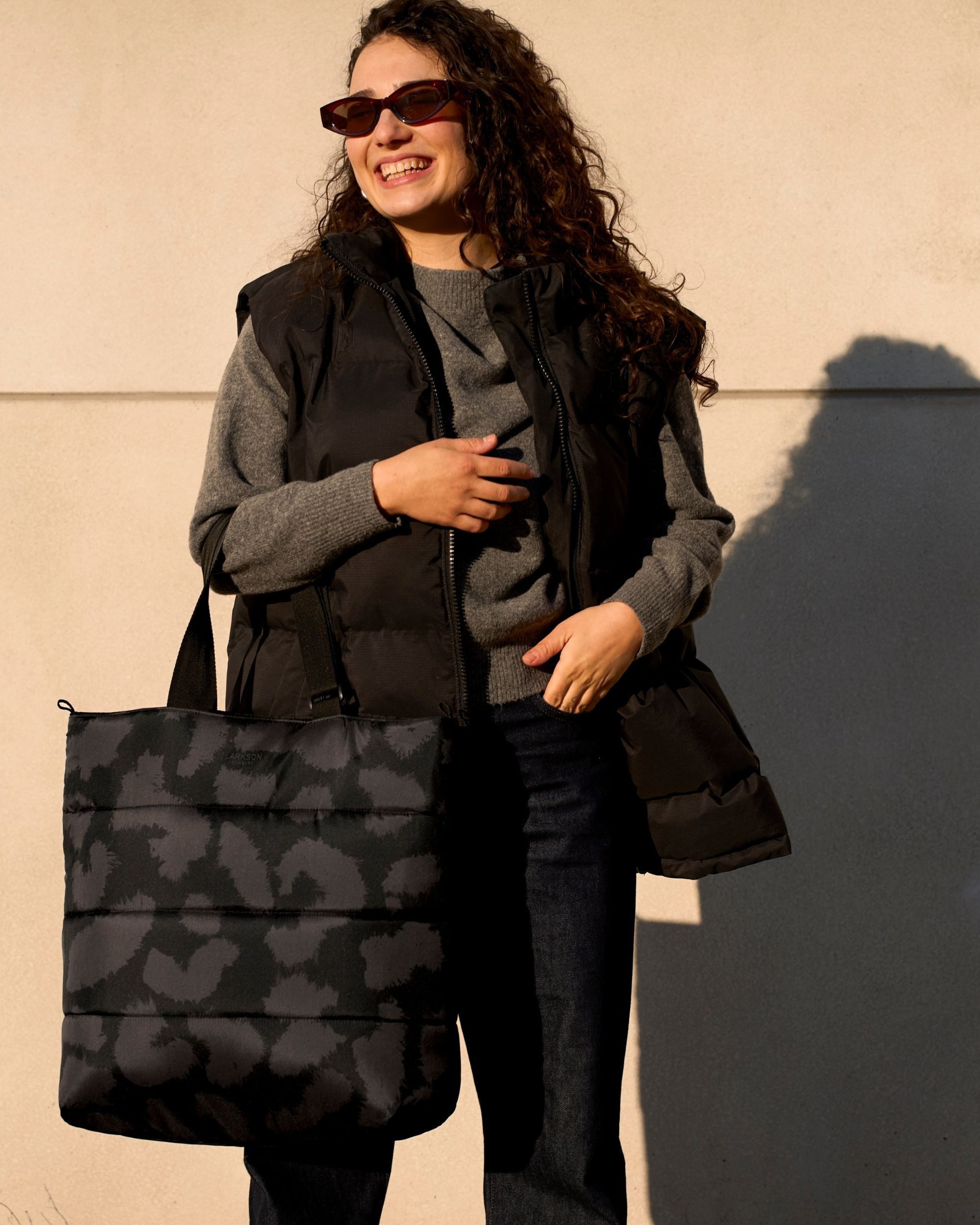 LARKSON Shopper Greta Wendbare Tote Bag (1-tlg), Puffer Tote Bag zum Wenden, Einfarbig oder mit Leo Muster