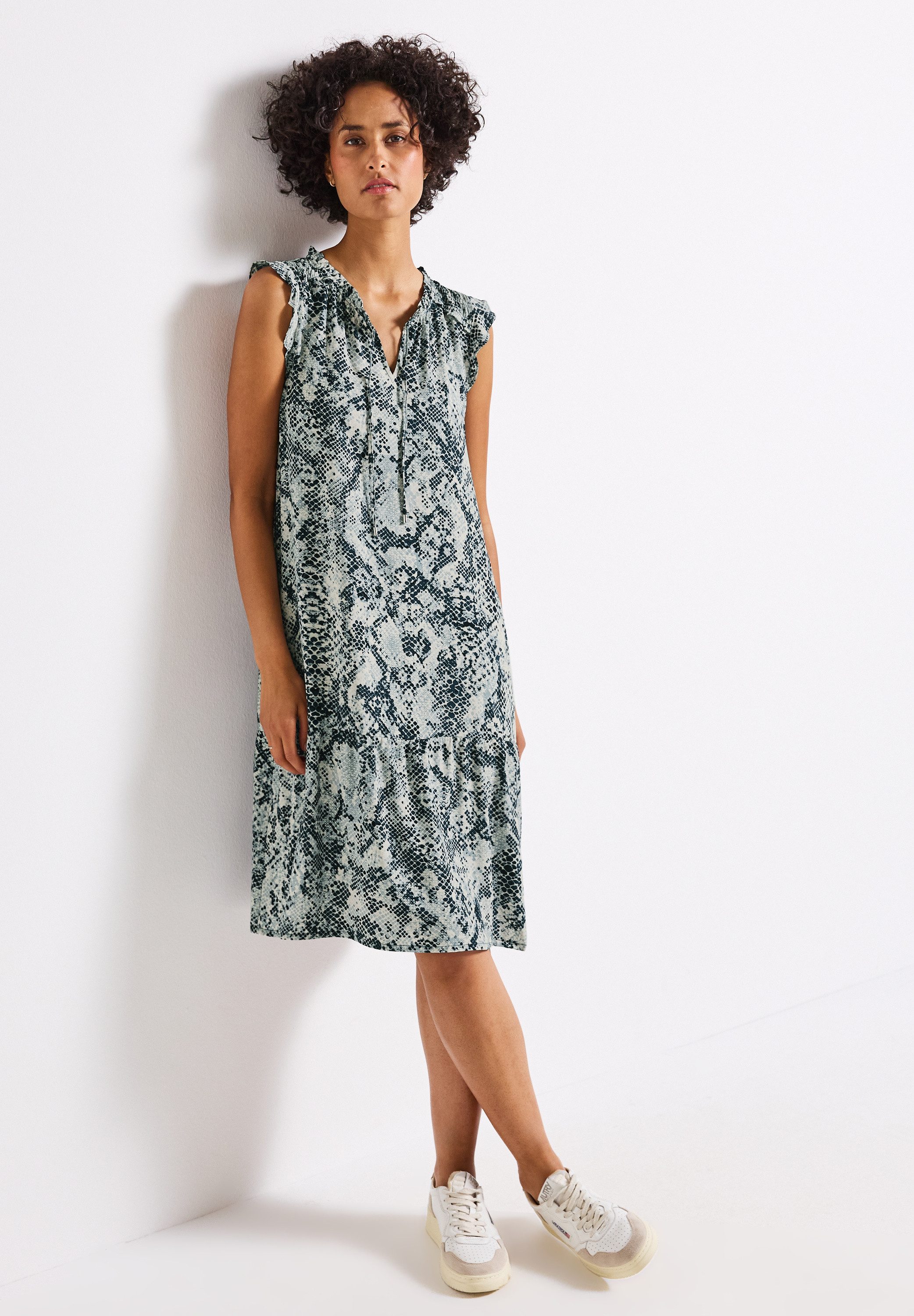 STREET ONE Tunikakleid ohne Ärmel, mit Snake-Print und Volants günstig online kaufen