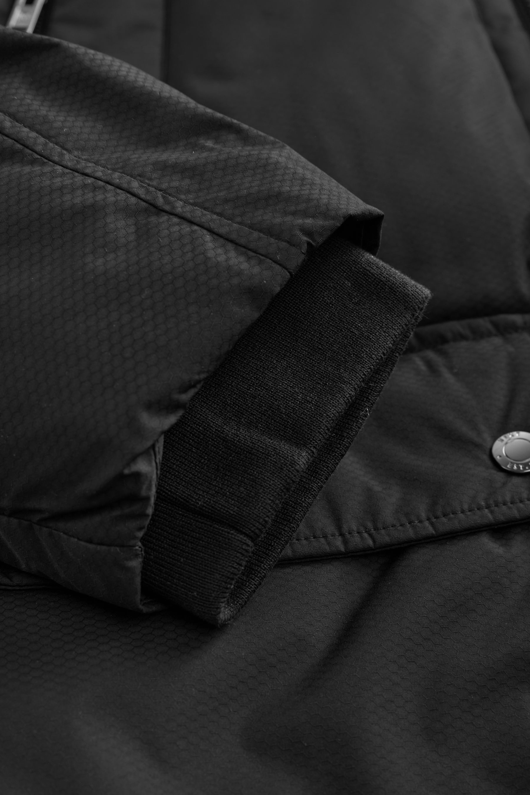 Next Winterjacke Strukturierte Jacquard-Parkajacke (1-St) – Bild 5 von 5