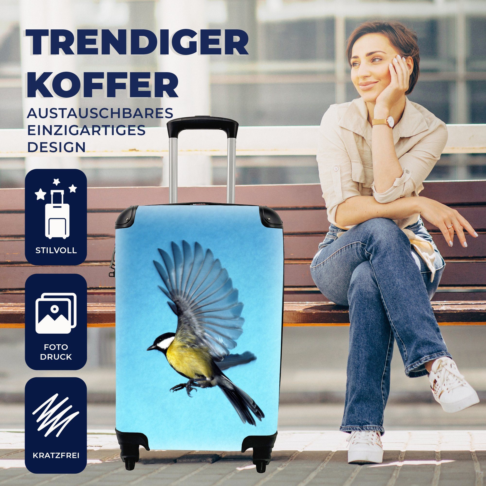 MuchoWow Handgepäckkoffer Eine Kohlmeise 4 für vor Hintergrund, mit Reisetasche Trolley, Ferien, Rollen, Reisekoffer Handgepäck blauem rollen