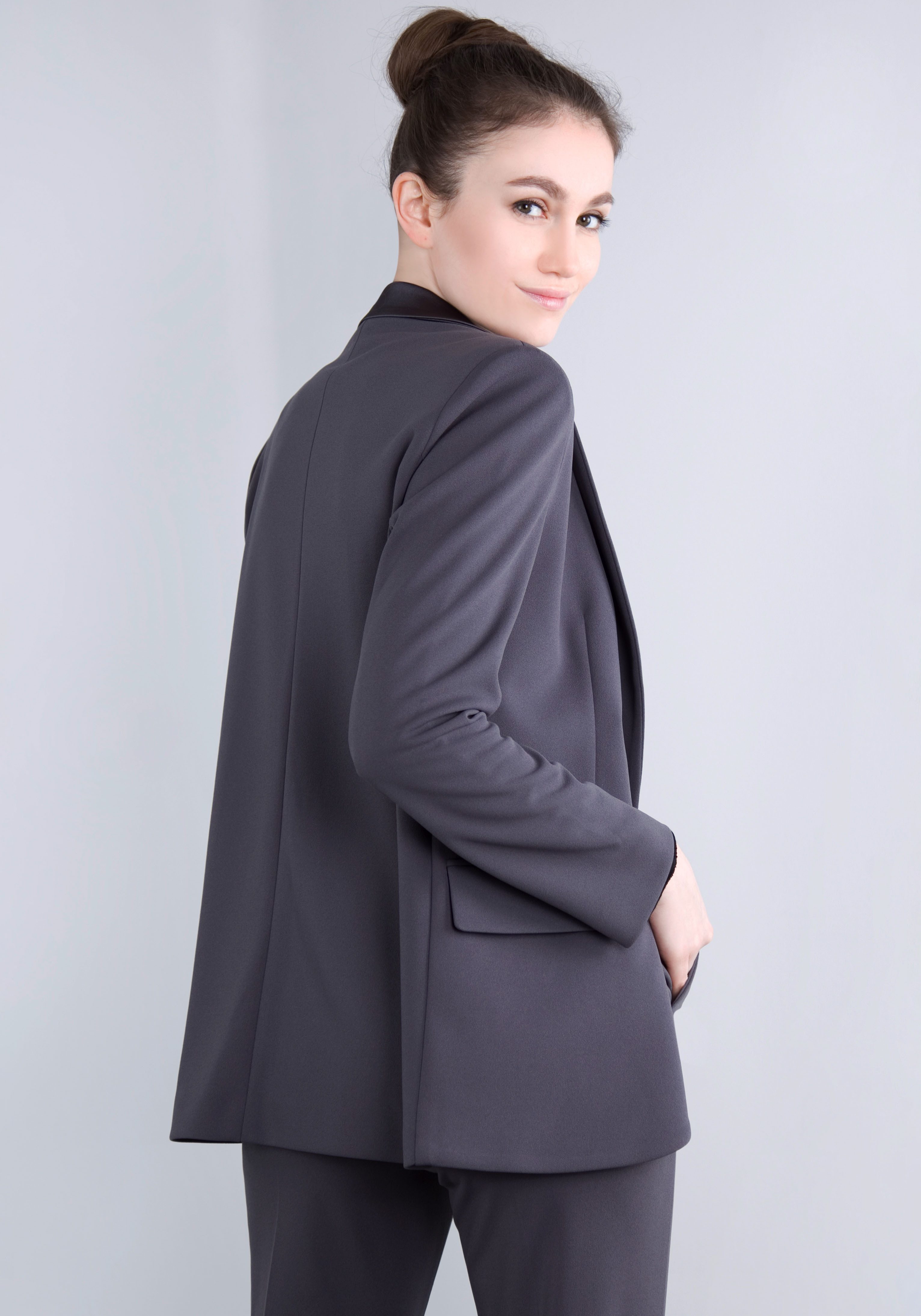 IMPERIAL Longblazer mit Satindetails und Stretch