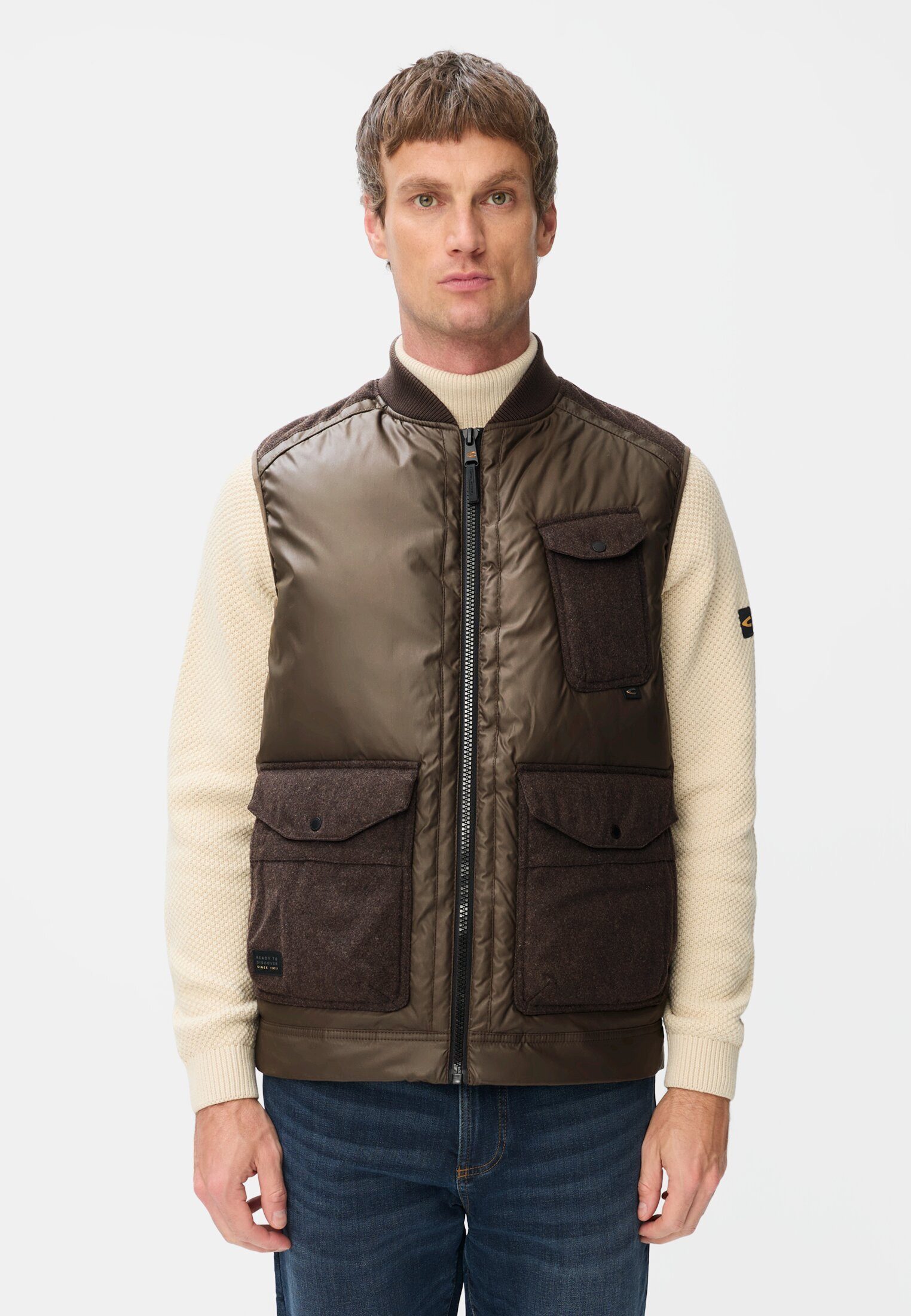 camel active Funktionsweste mit aufgesetzen Taschen ärmellos Weste_Outdoor-Weste