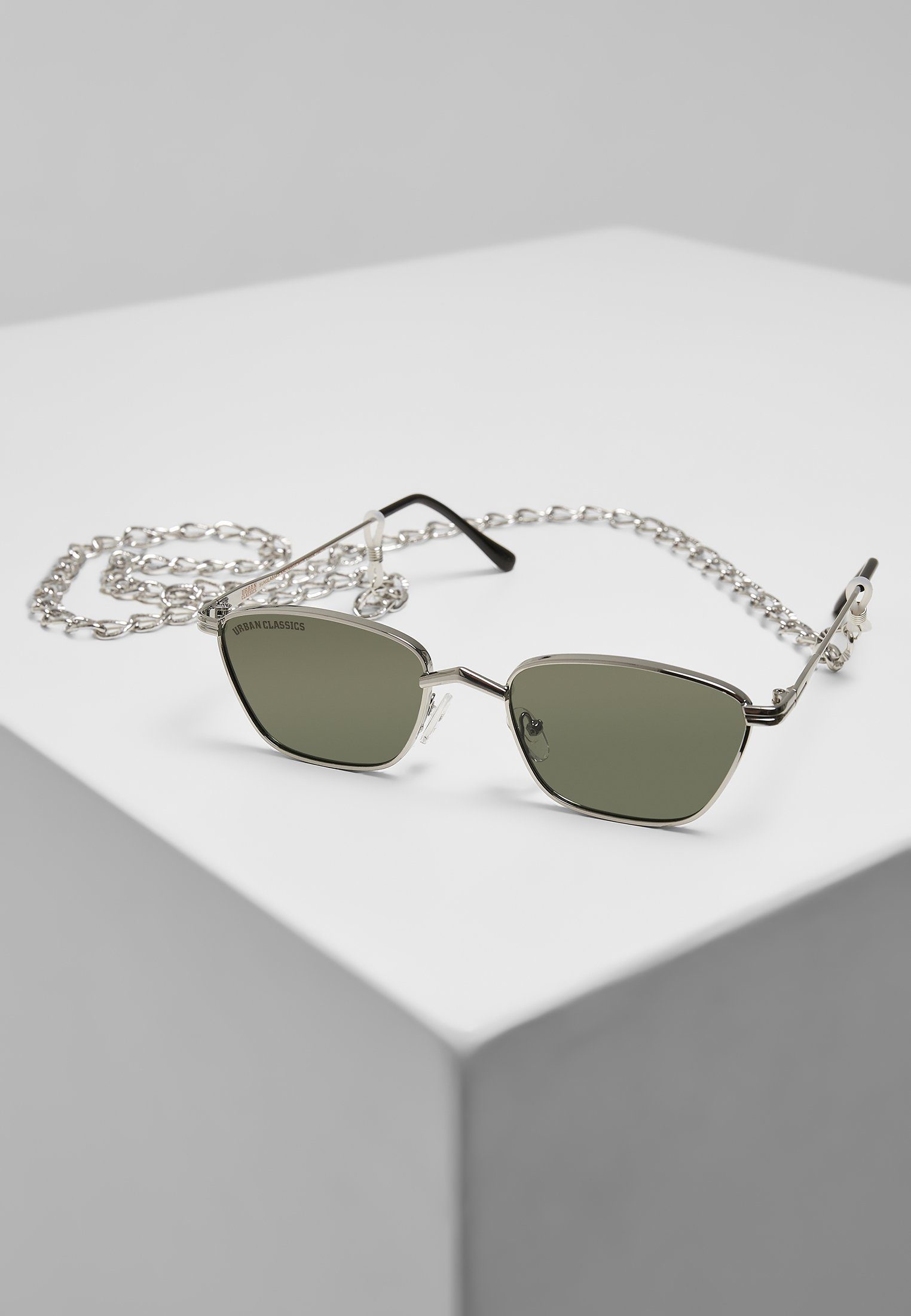URBAN CLASSICS Sonnenbrille With Kalymnos Sunglasses Chain silver/green Unisex