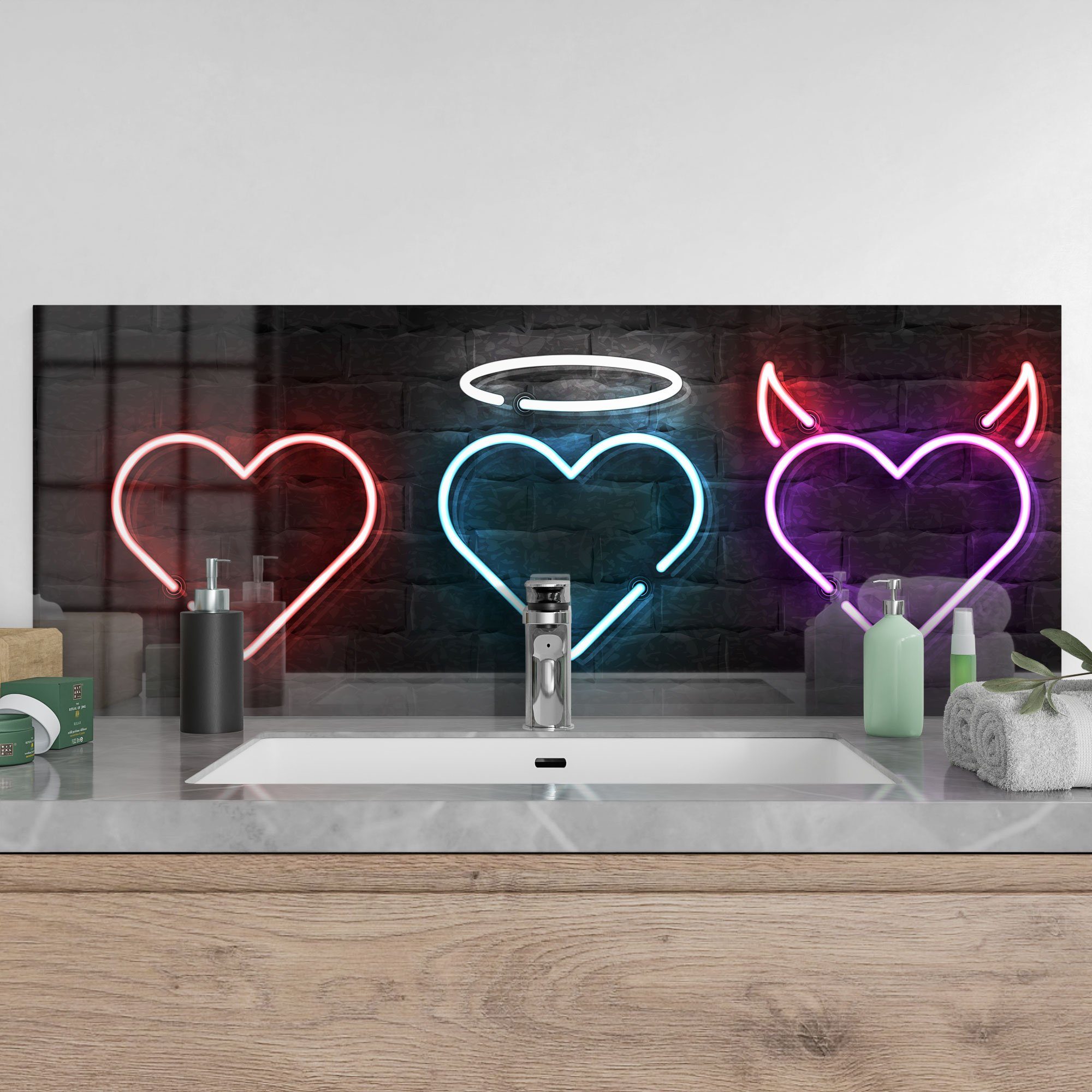 Küchenrückwand Spritzschutz Herdblende DEQORI Glas 'Neonfarbene Badrückwand Herzen',