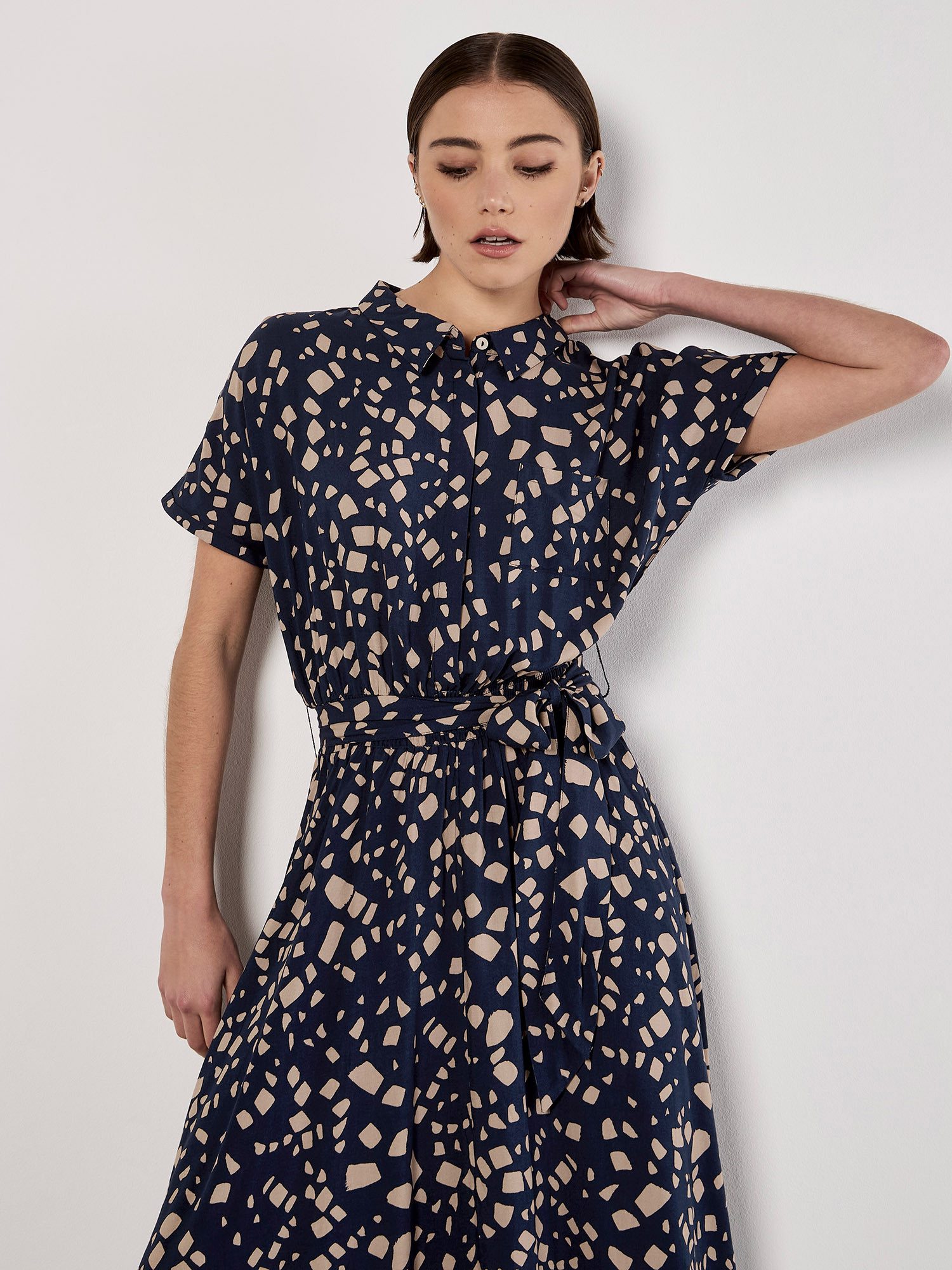 Apricot Druckkleid Quadratendruck Hemdblusenkleid (2-tlg) mit Bindegürtel günstig online kaufen