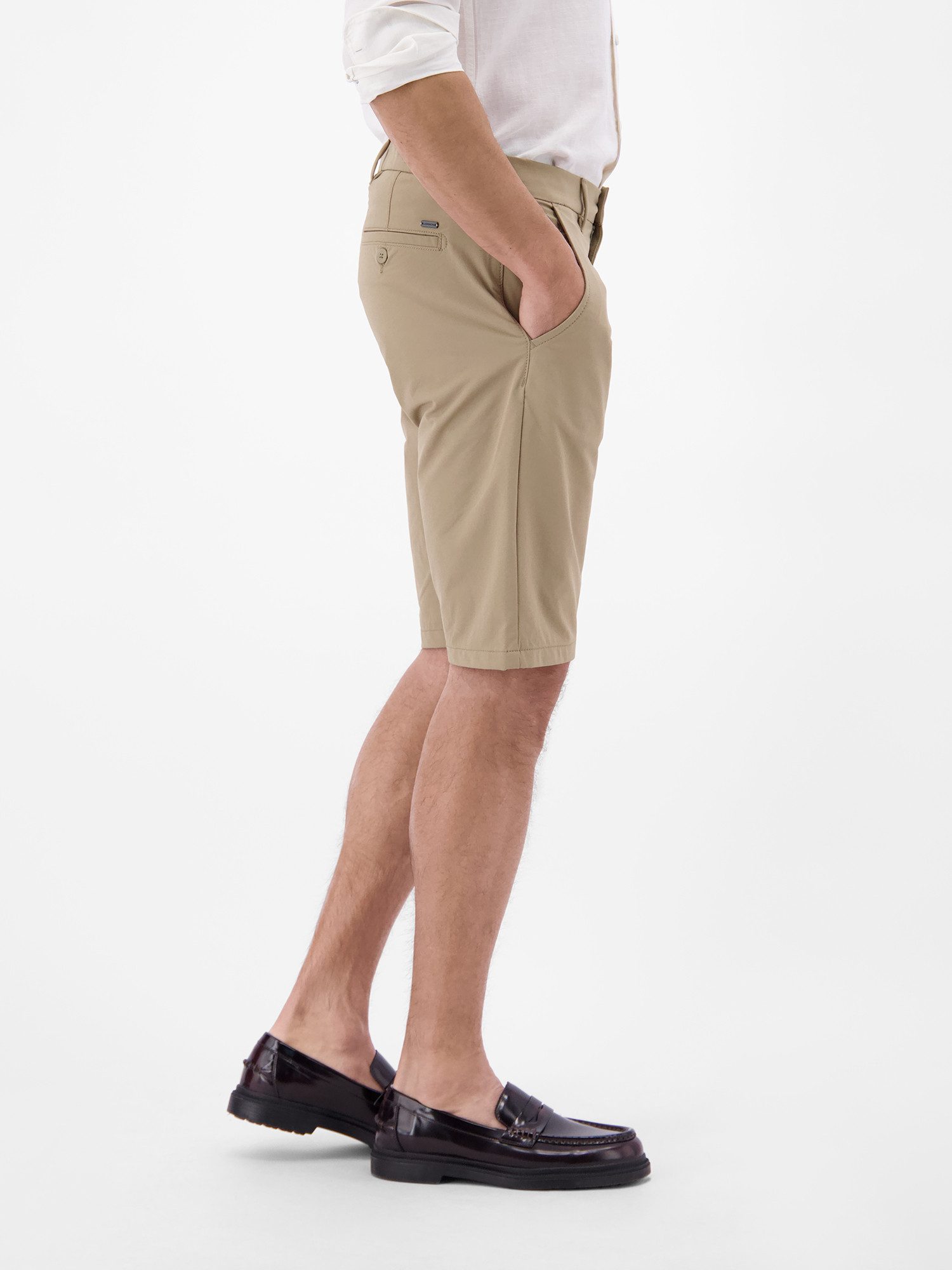 LERROS Chinoshorts Sportliche Chino-Shorts aus flexiblem Nylon-Mix