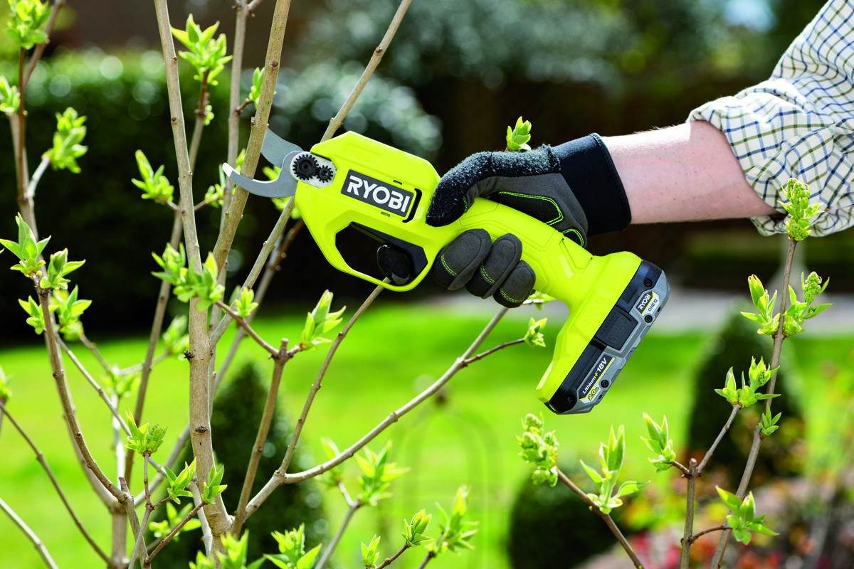 Ryobi Gartenschere Ryobi Akku Gartenschere 18 günstig online kaufen