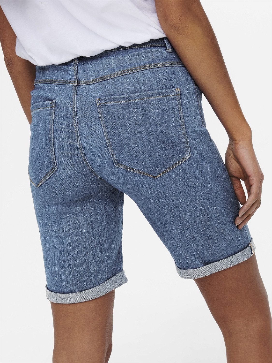 ONLY Jeansshorts ONLRAIN LIFE MID LONG DNM SHORTS NOOS günstig online kaufen