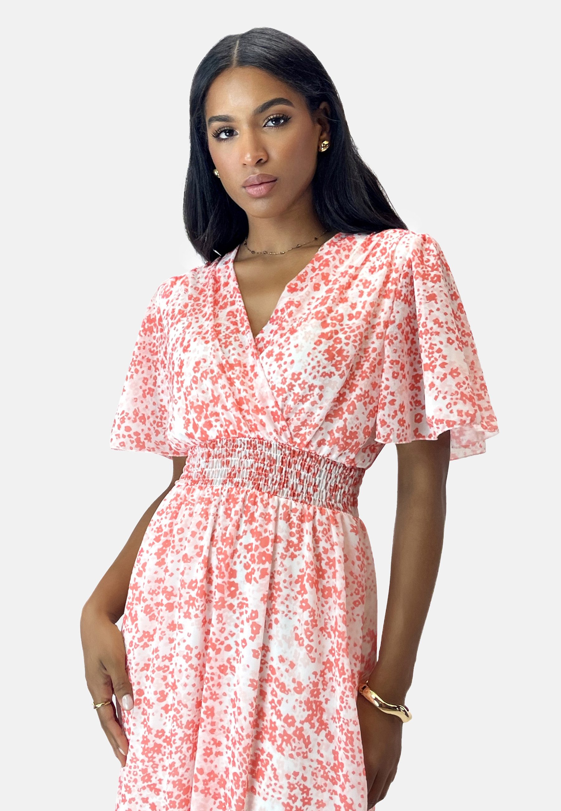 Elara Maxikleid Damen Maxikleid mit V-Ausschnitt, Chiffon-Optik & gesmokter Taille (1-tlg)