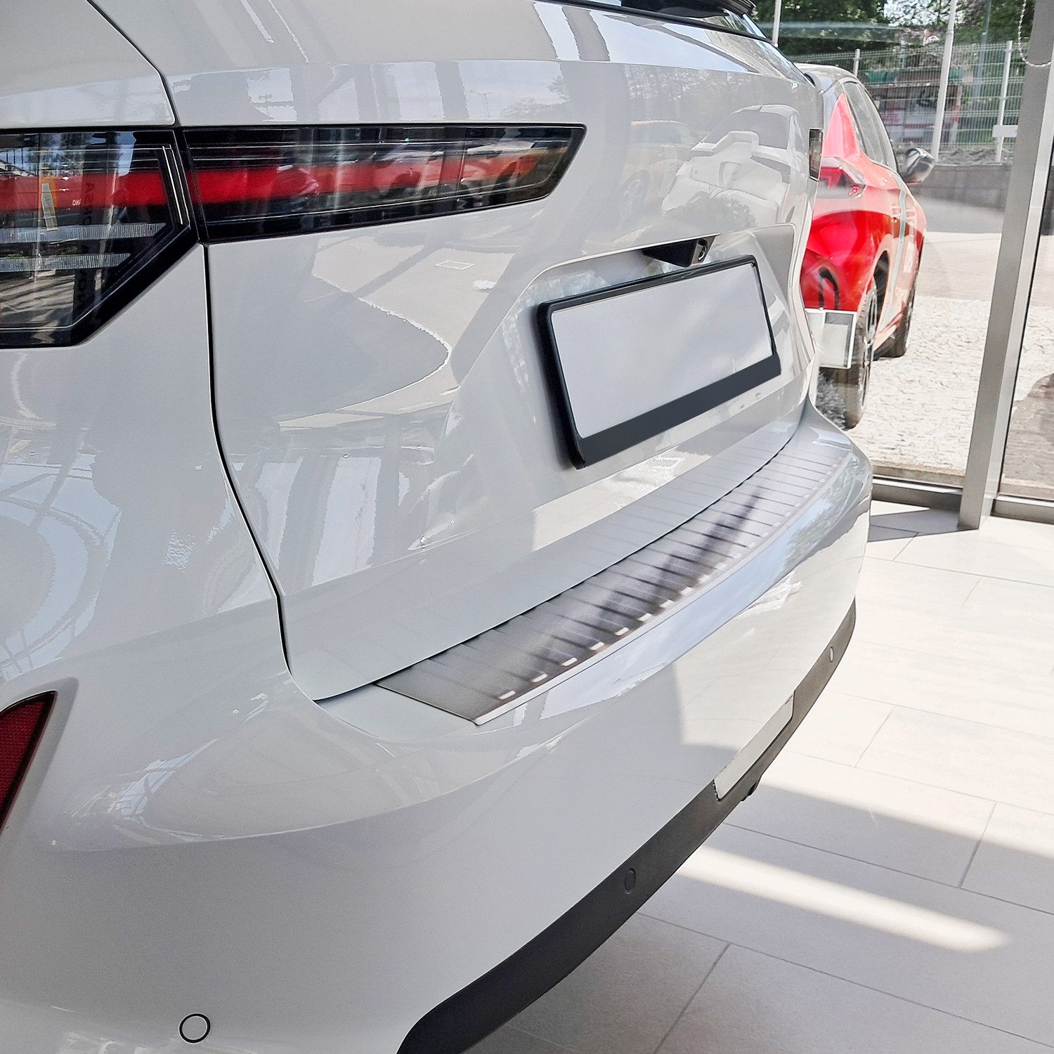 tuning-art Ladekantenschutz L3083 Edelstahl passgenau für Opel Astra L ST ab Bj. 2022-