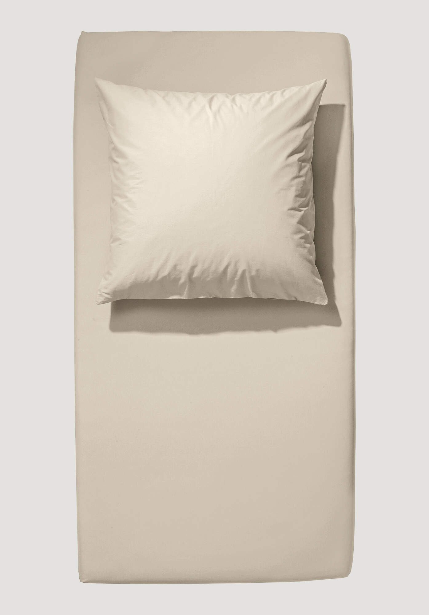 Hessnatur Spannbettlaken aus reiner Bio-Baumwolle, Web, Gummizug: Satin Spannbettlaken, (1 Stück)
