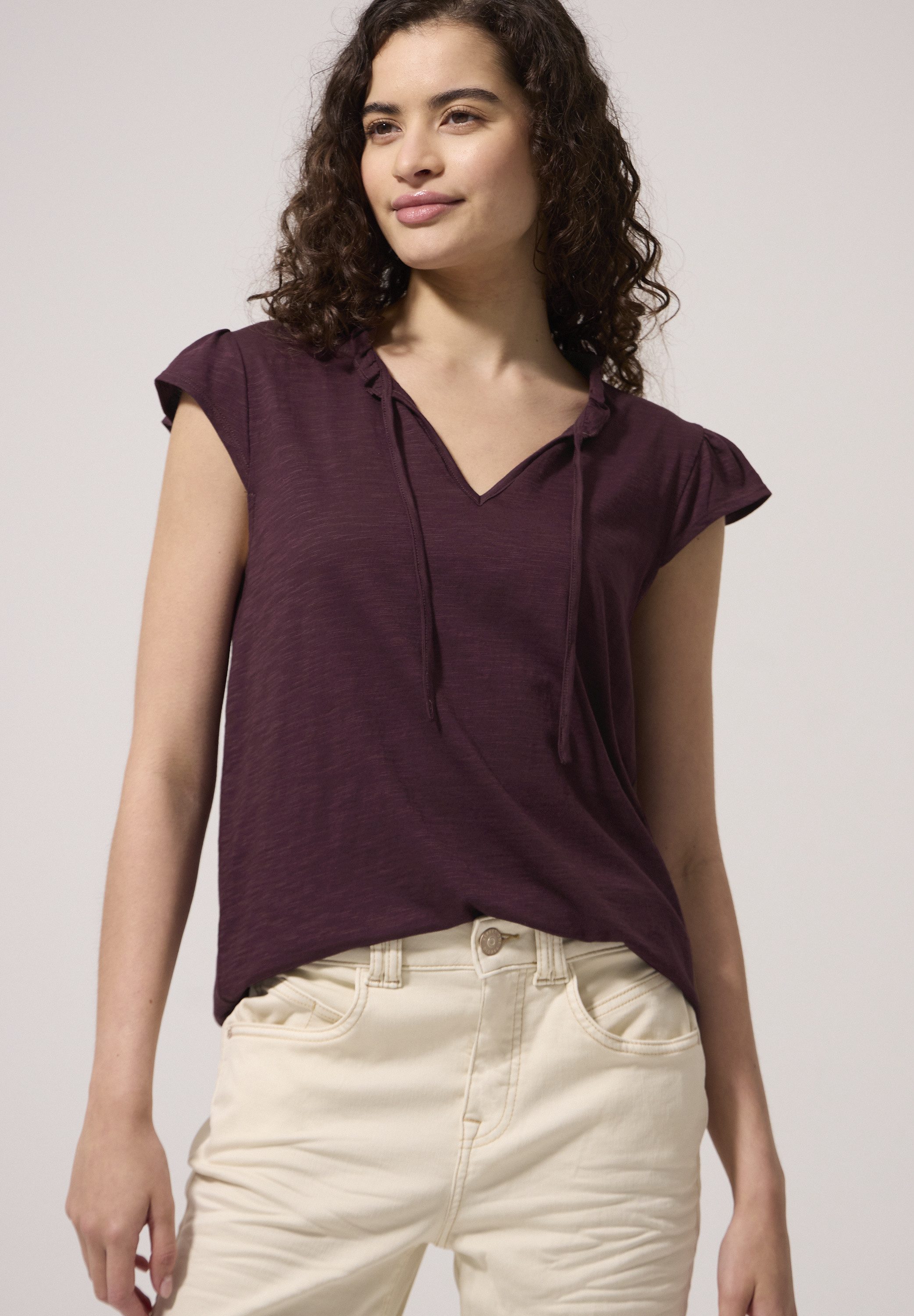 V-Shirt