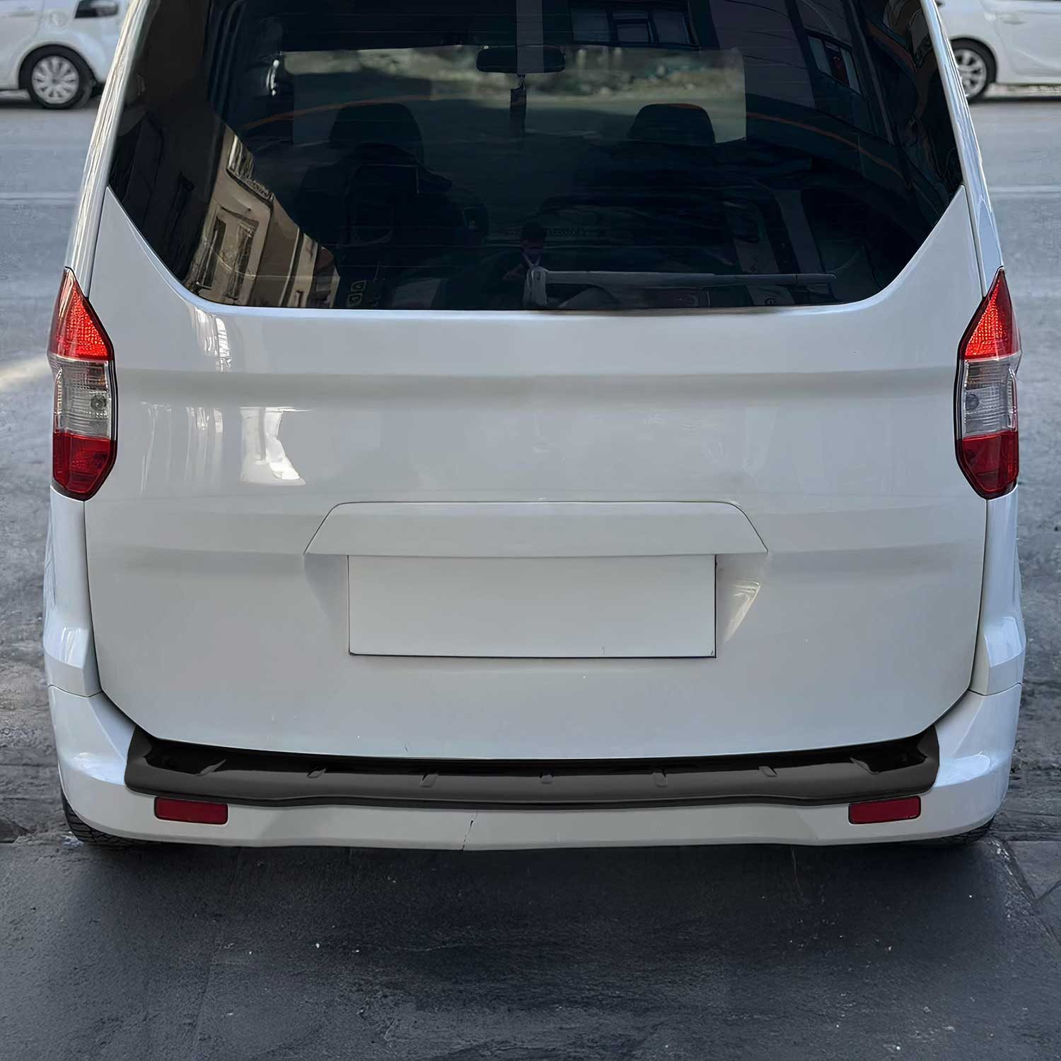 OMAC Защита бампера für Ford Transit Tourneo Courier Stoßstangenschutz Glanz ABS 2014-2023, Zubehör für Ford Tourneo Courier 2014-2023, Langlebig,Einfache Reinigung,Einfache Installation,Rostbeständig