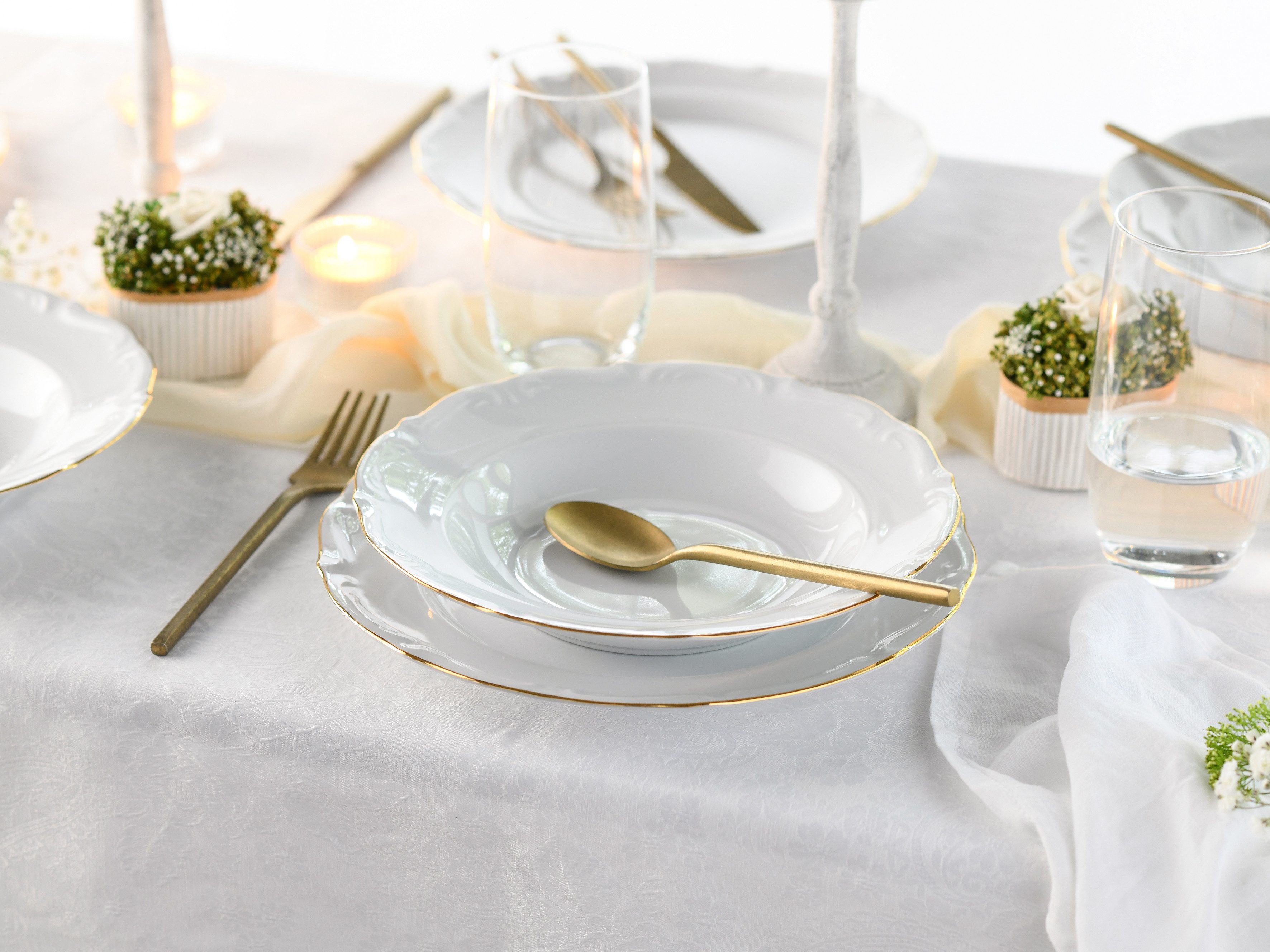 CreaTable Tafelservice Maria Theresia, Tafel-Service 12-tlg (12-tlg), 6 Personen, Porzellan, Teller Set, Traditionelle Porzellanform