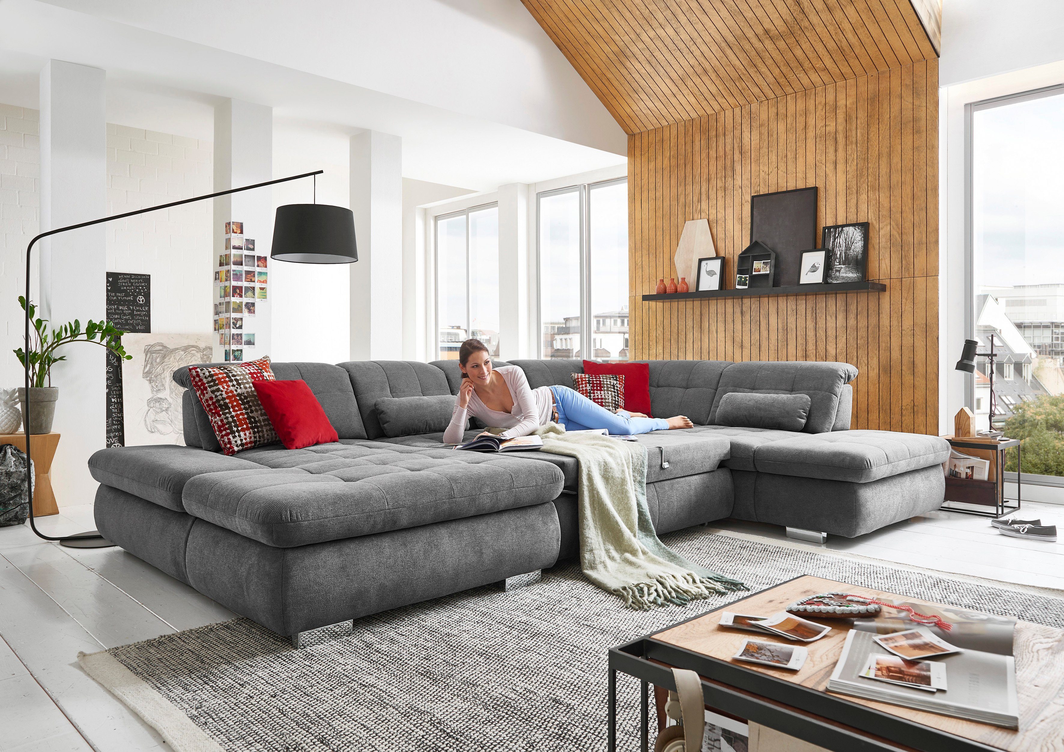 Die PlanBar Ecksofa MP-IN17004 U-Form, wahlweise mit Funktionen, Federkern-Polsterung