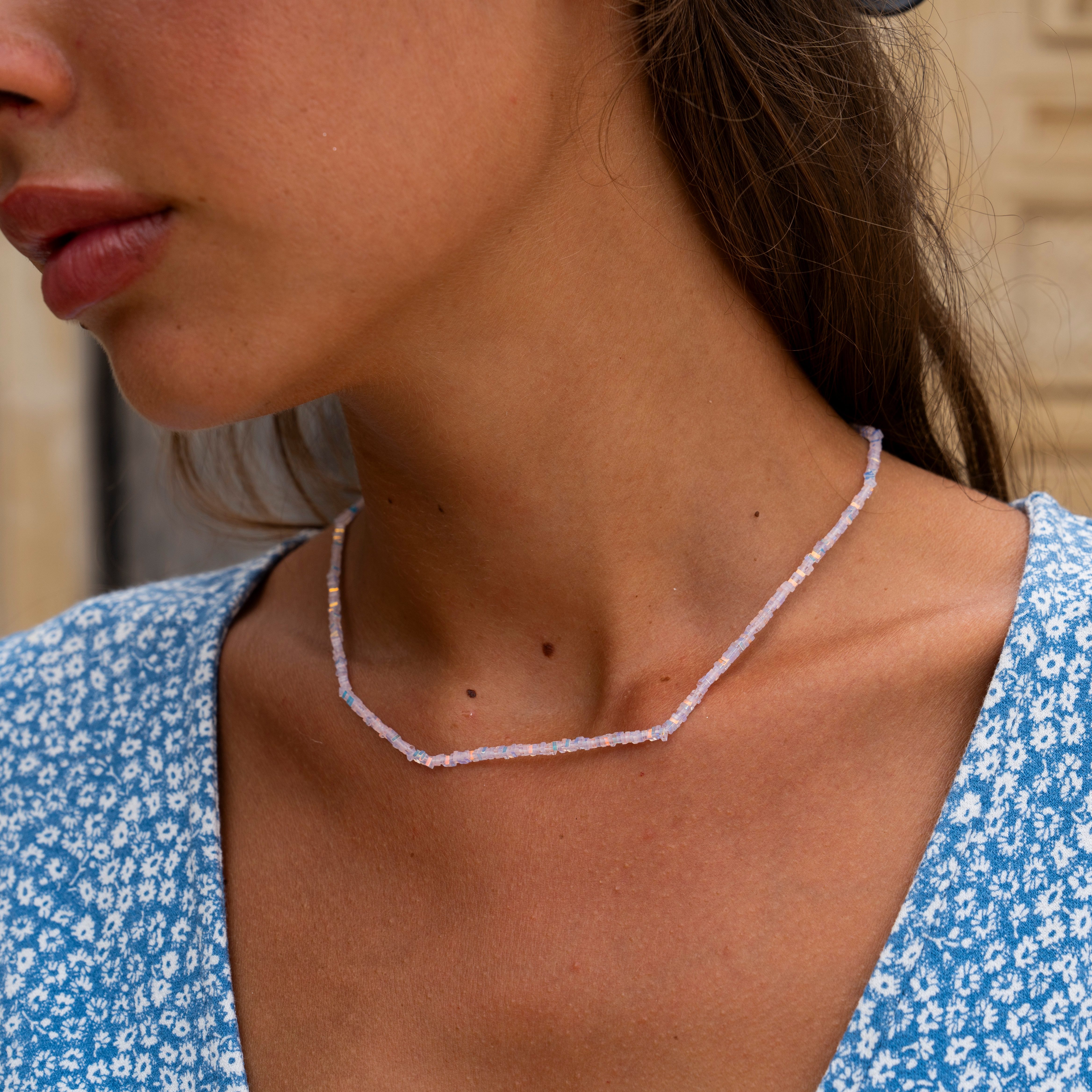 Made by Nami Perlenkette Damen Halskette bunt mit Perlen verstellbar Wasserfester Schmuck, aus Perlen – farbenfroh – mit Verlängerung – sommerlich – Bild 3 von 5