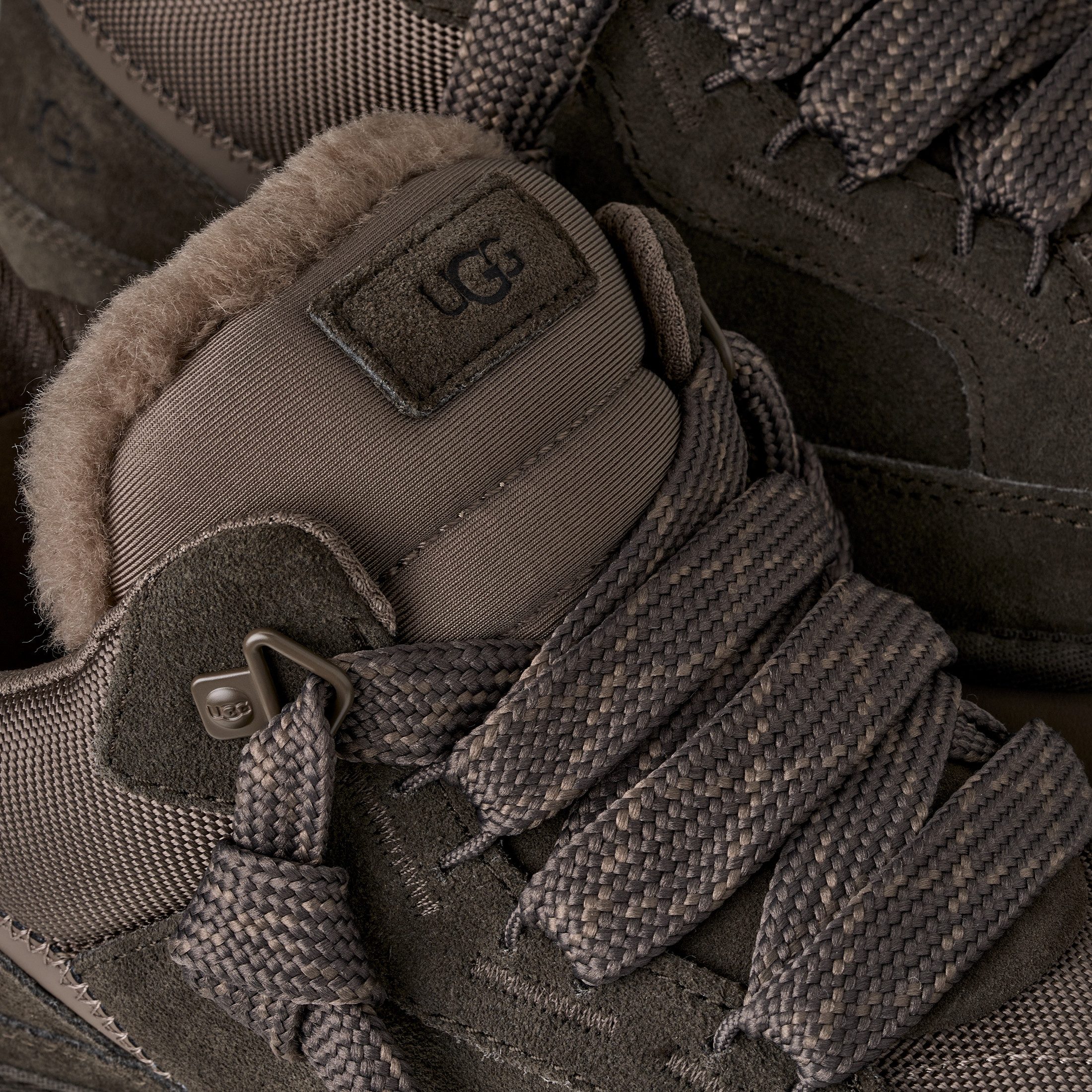 UGG LOWMEL Plateausneaker Halbschuh, Schnürschuh mit gepolstertem Schaftran günstig online kaufen