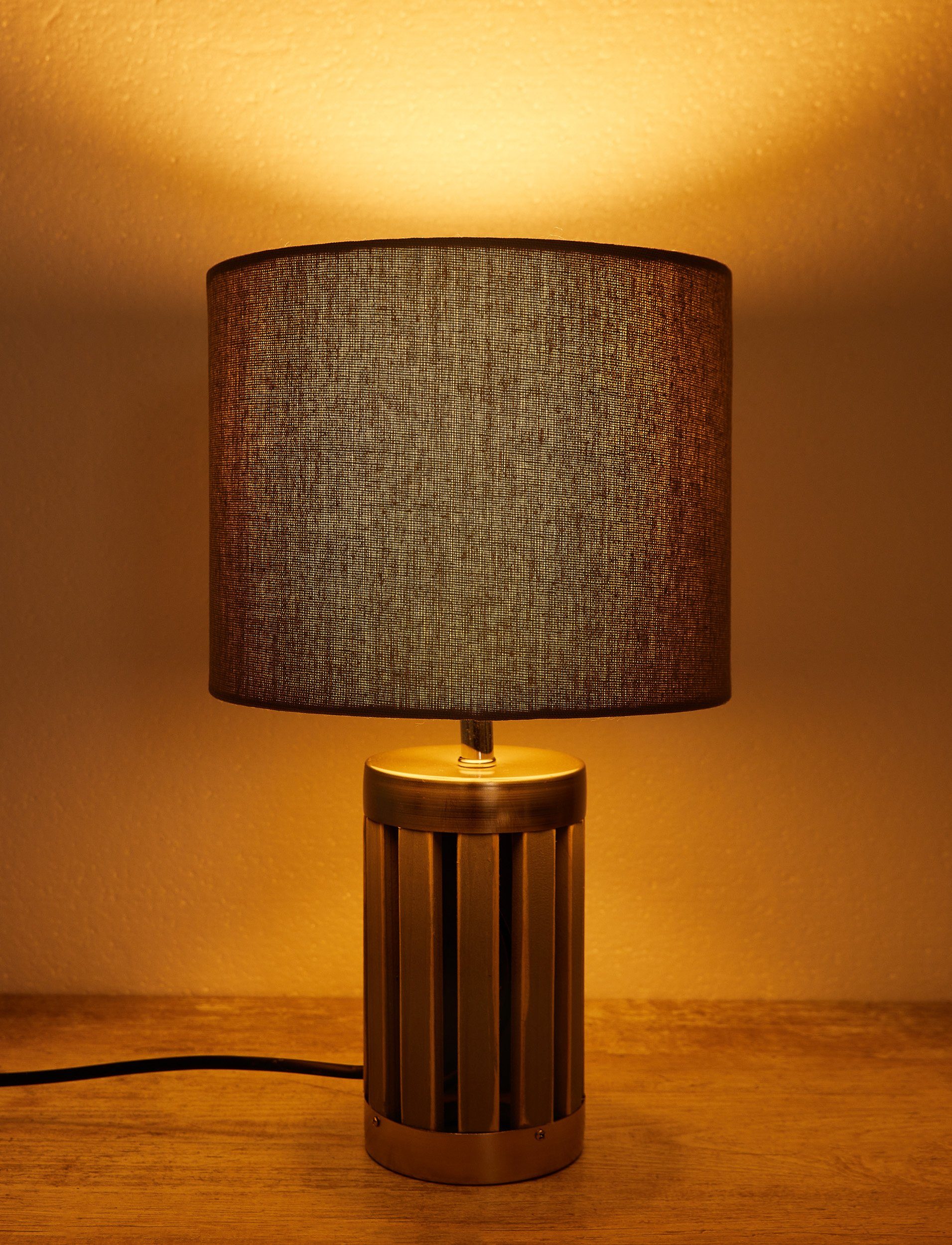 Nachttischlampe Ohne Grau aus Holz, Leuchtmittel, Holz/Metall Tischlampe, Fuß BRUBAKER Tischleuchte