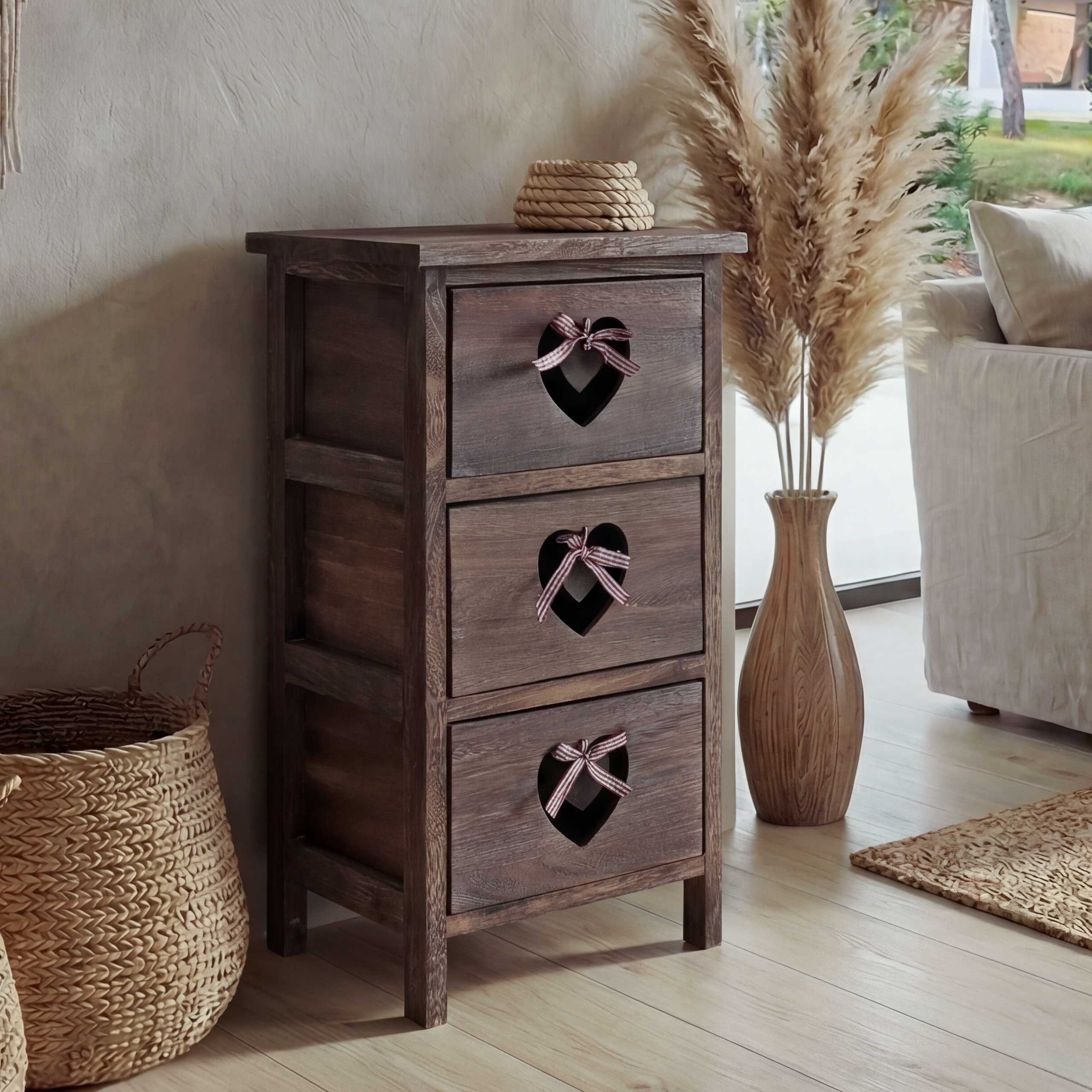 MCW Kommode Sues-3, Großer Stauraum, 3 Schubladen, Mit Herzornamenten