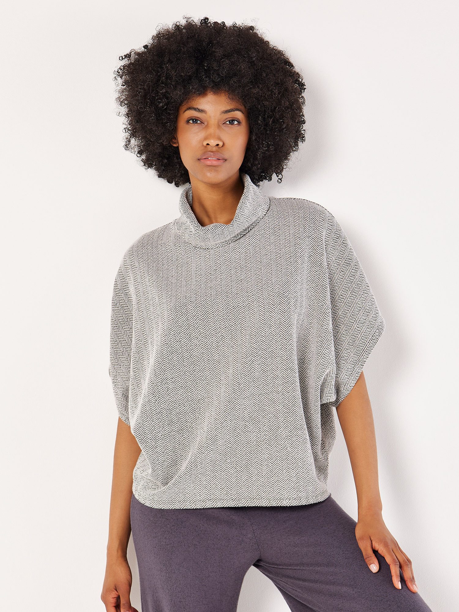 Apricot Kurzarmpullover Chevrondesign mit Fledermausärmeln günstig online kaufen
