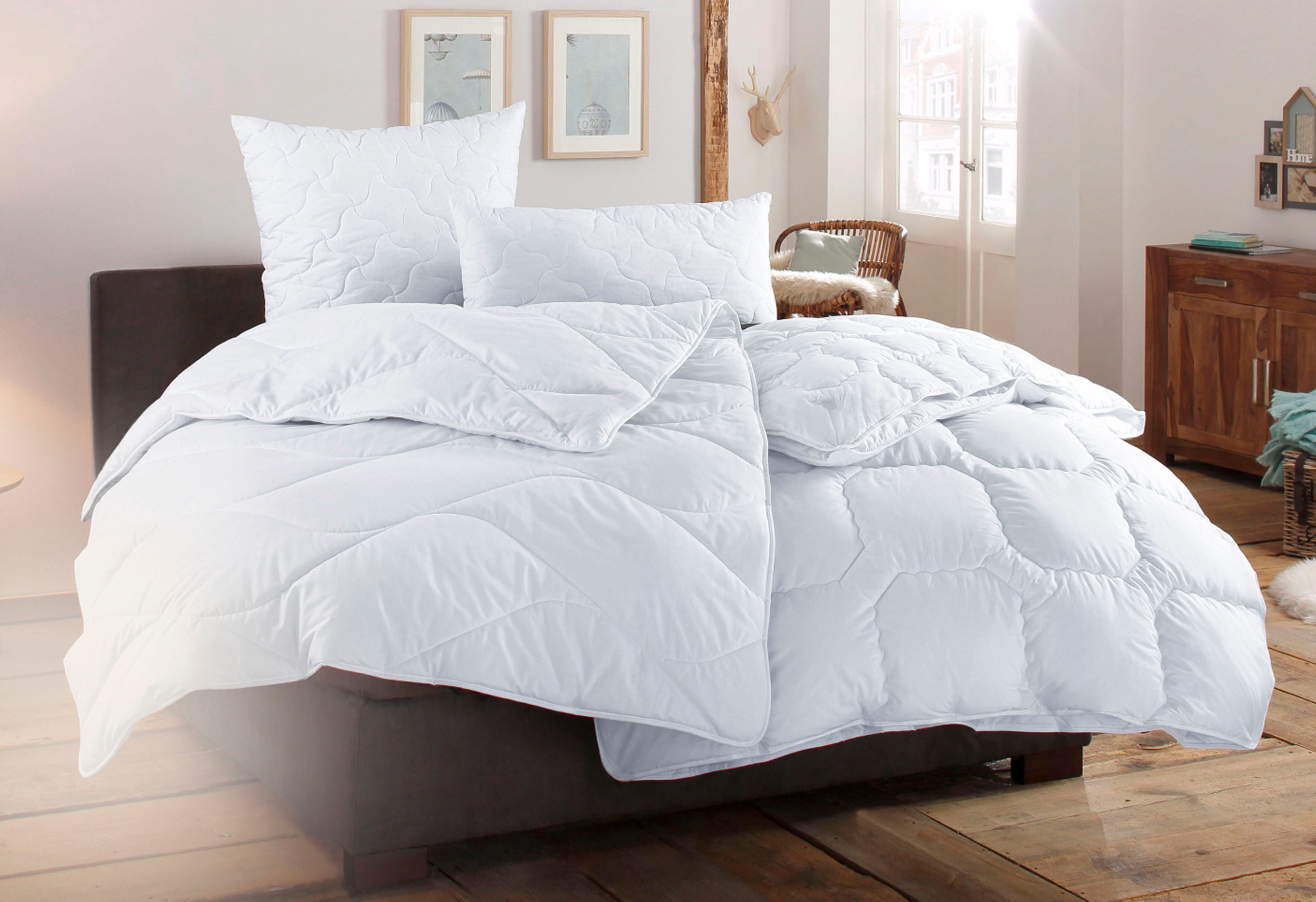 OTTO home Microfaserkissen Fantasy Kopfkissen 40x80 oder 80x80 cm, Made in Germany, Füllung: 100% recyceltem, klimaregulierendes Polyester, Bezug: Bio-Baumwolle – Bild 4 von 5
