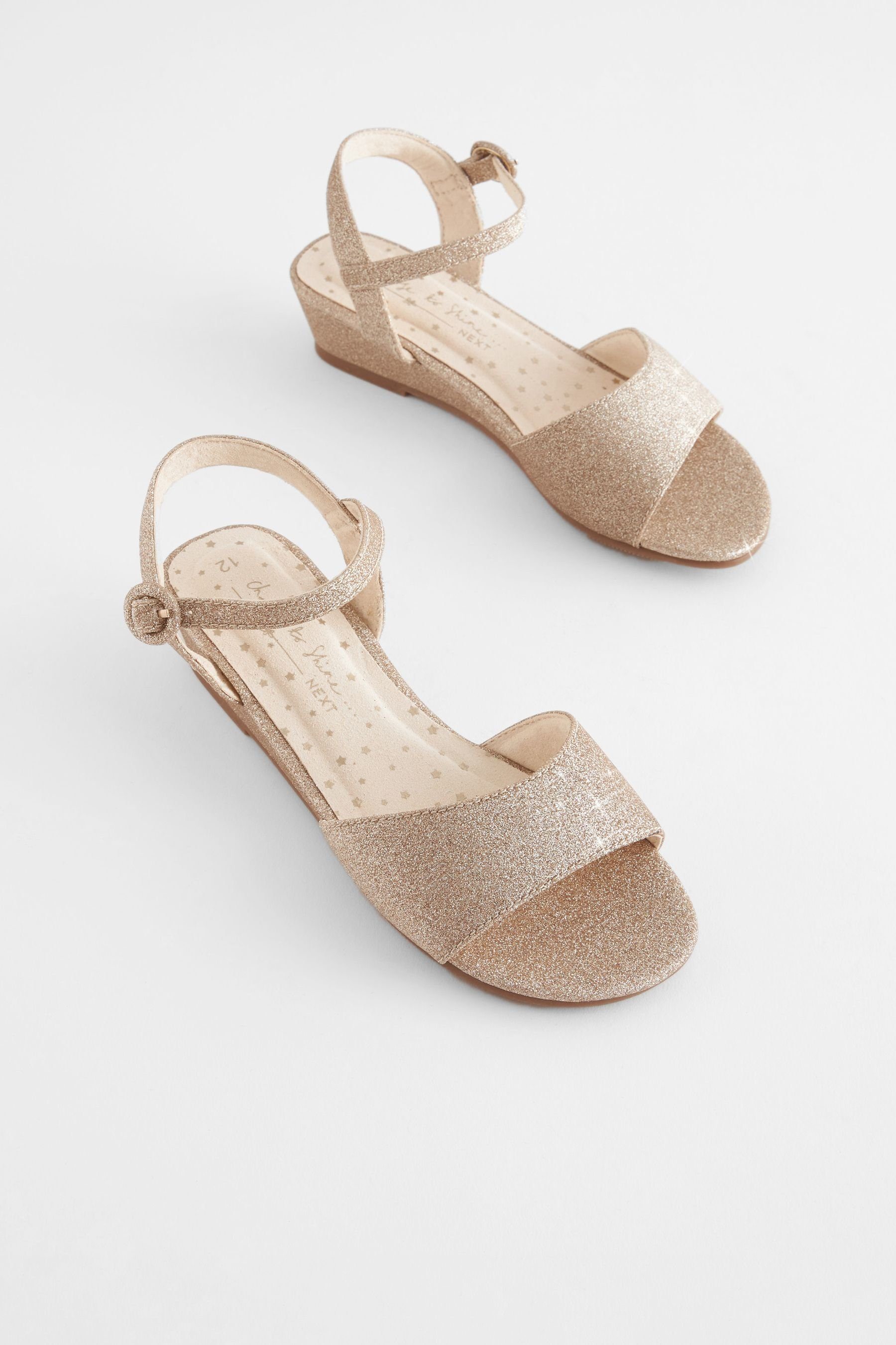 mit Keilabsatz Festliche Gold Glitter Sandale Next (1-tlg) Sandale