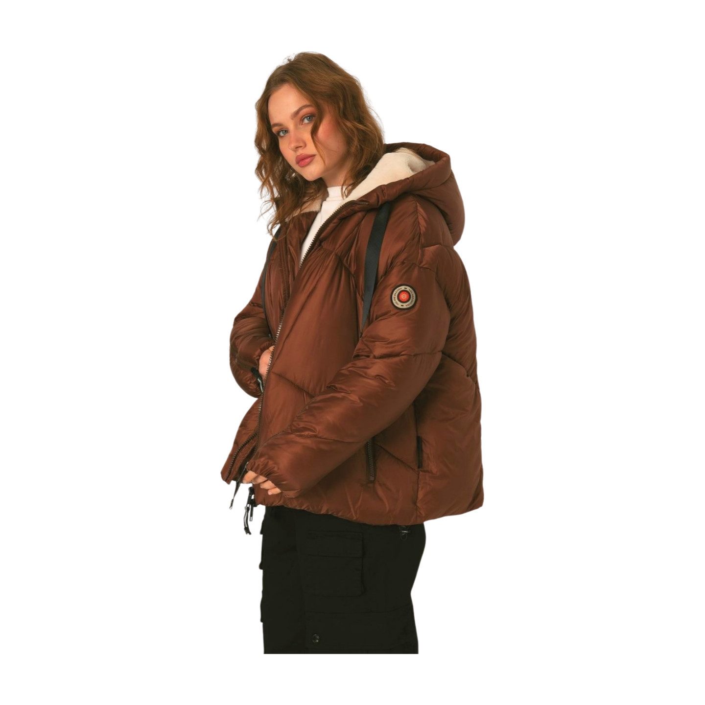 Shorai Steppjacke Oversize Kurzjacke kuschlig weich gefüttert, Reißverschlüsse am Ärmel, gefütterte Kapuze