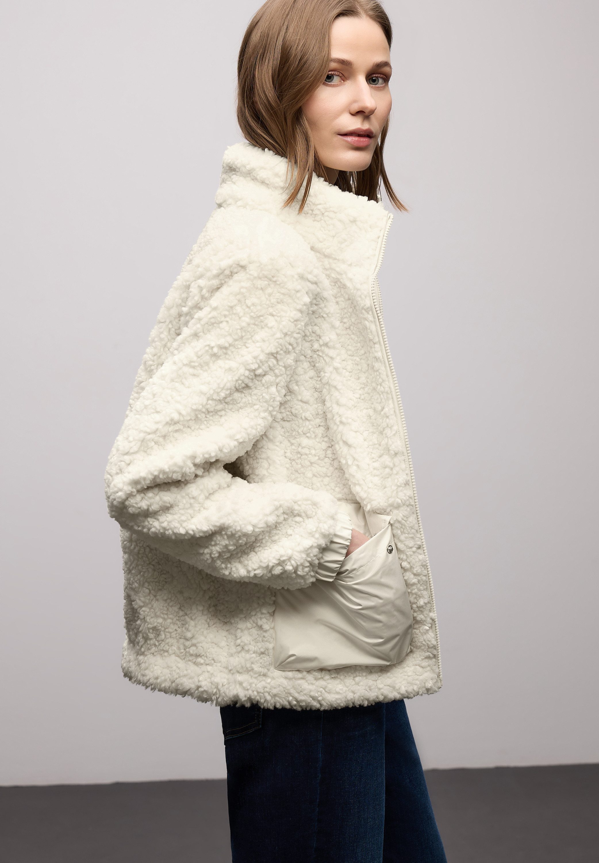 STREET ONE Fellimitatjacke mit aufgenähten Taschen