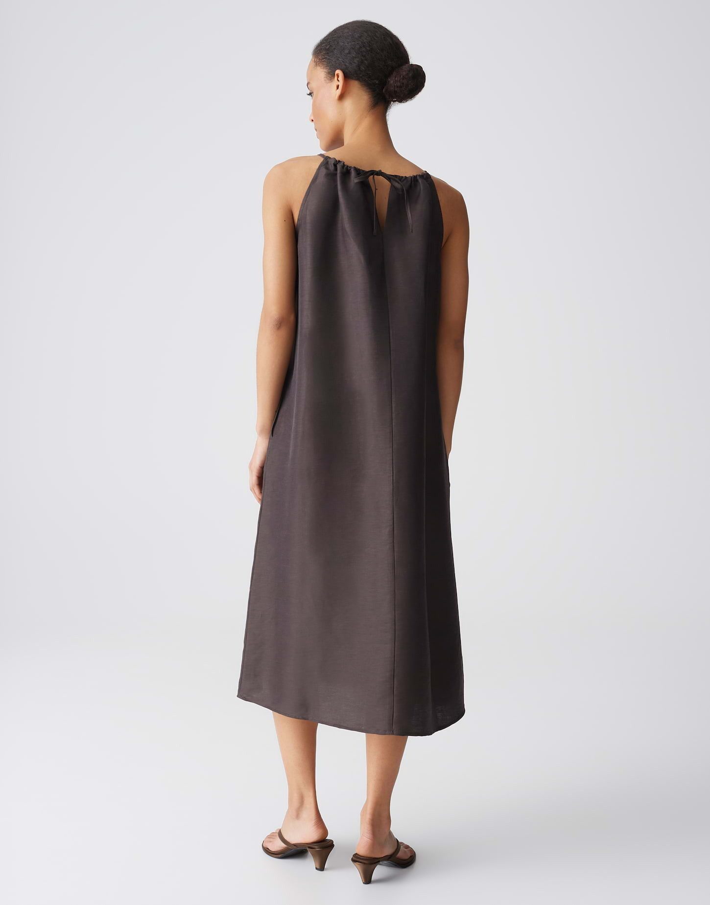 OPUS Trägerkleid WIDALA LINEN mit Leinenstruktur Schmale Träger und Kordel für leichte Sommerlooks