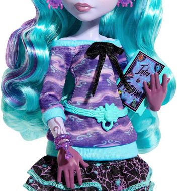 Mattel® Anziehpuppe Monster High, Creepover Twyla - Schaurig schöne Pyjamaparty