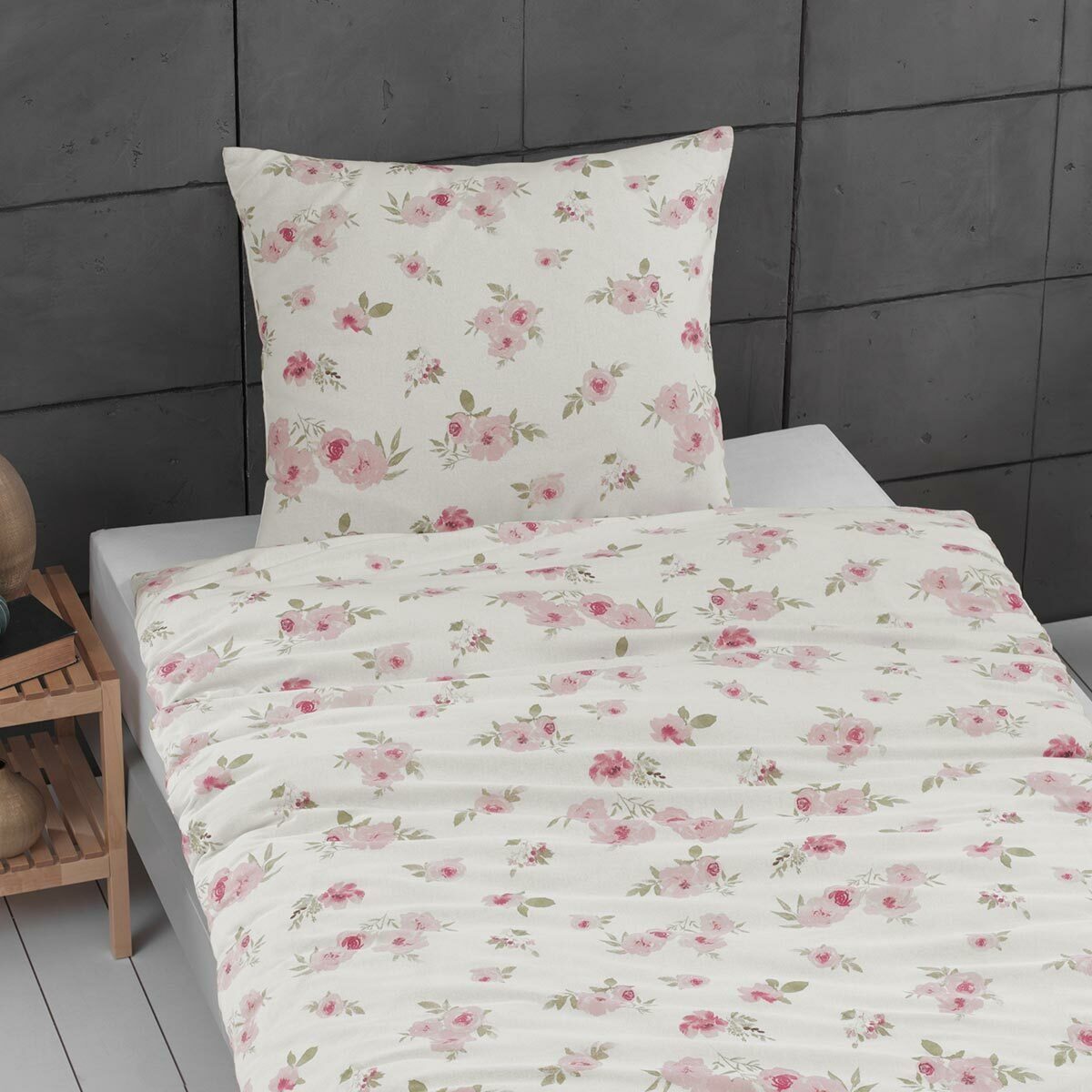 TRAUMSCHLAF Bettwäsche Rose, Flanell, 2 teilig, flauschig weiches, florales günstig online kaufen