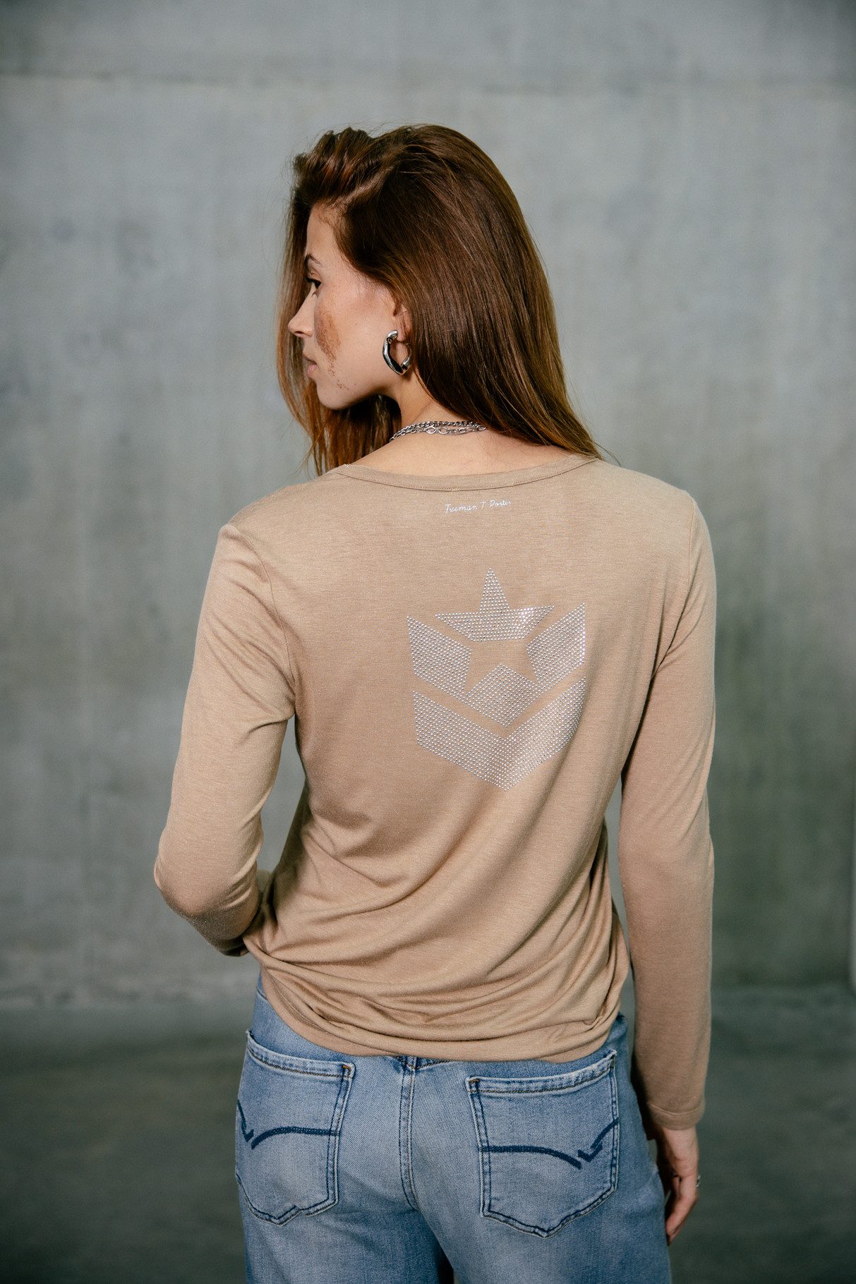 Freeman T. Porter Langarmshirt Torina Icon - Rücken Strass-Logo - Freeman T günstig online kaufen