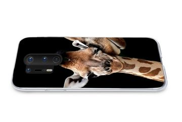 MuchoWow Handyhülle Giraffe - Tiere - Schwarz - Porträt - Tiere, Phone Case, Handyhülle OnePlus 8 Pro, Silikon, Schutzhülle