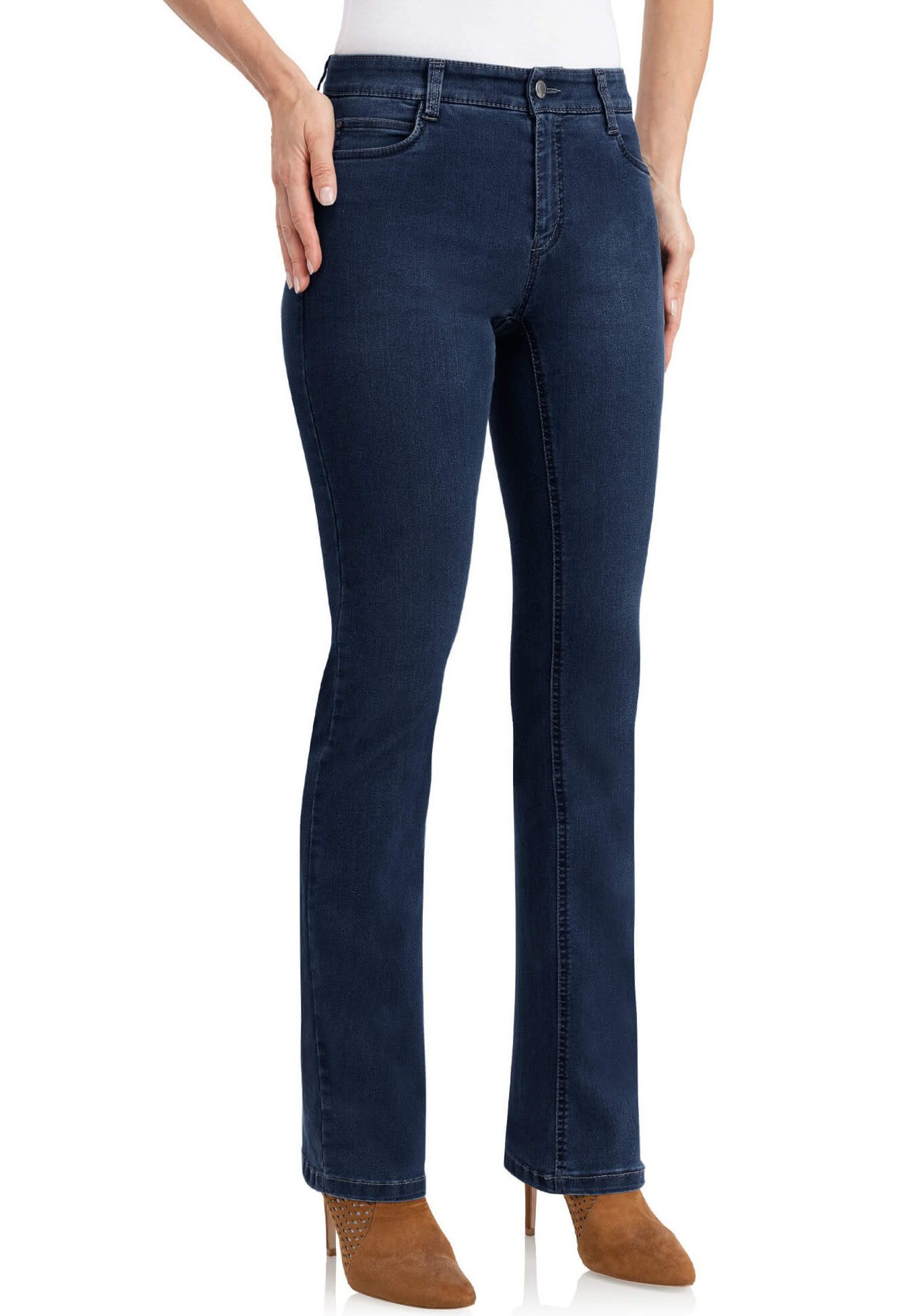 wonderjeans Bootcut-Jeans Figurbetonte Form mit leicht ausgestelltem Bein